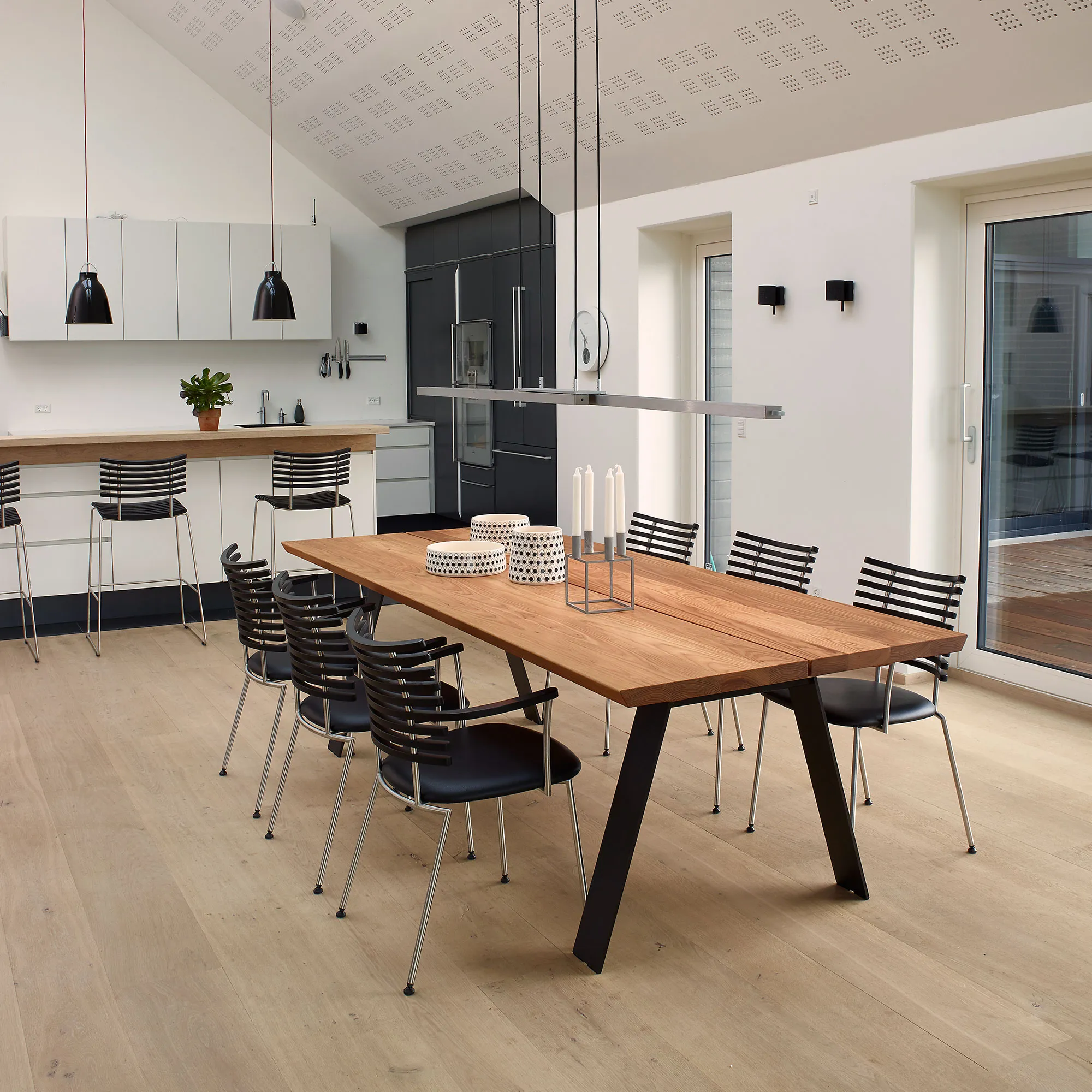 GM 3200 Plank Table - 4