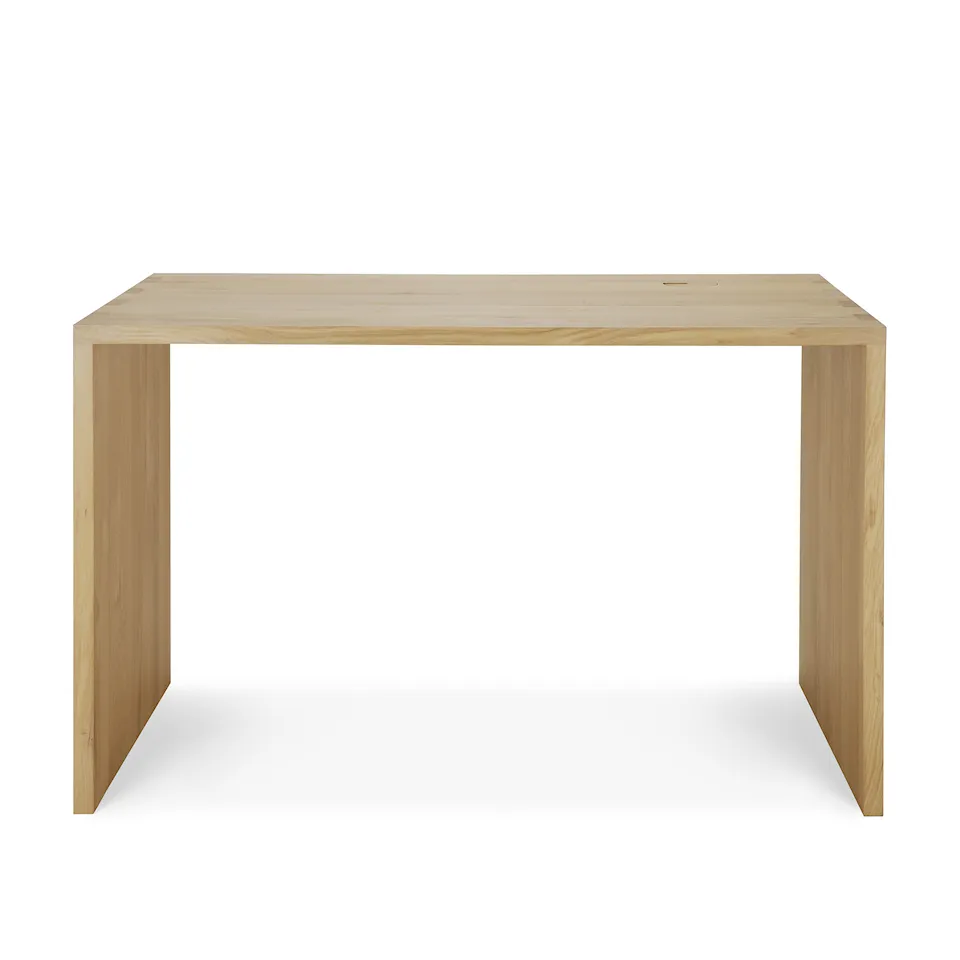 U Desk - Varnished Oak - Rectangular - With Cable Management