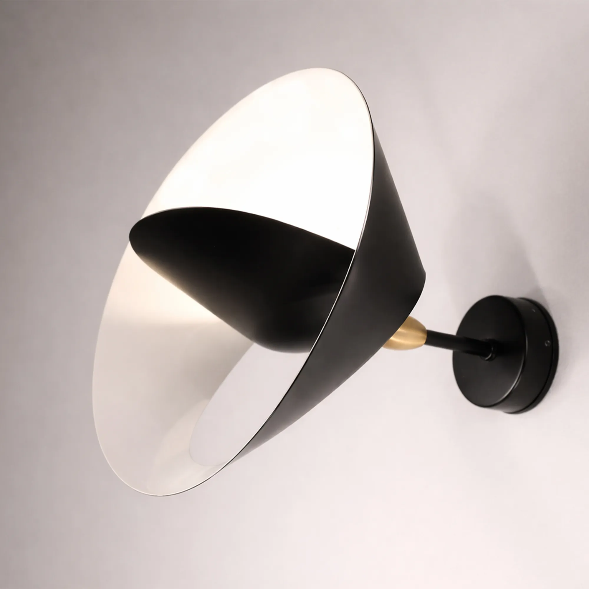Saturn væglampe - 2