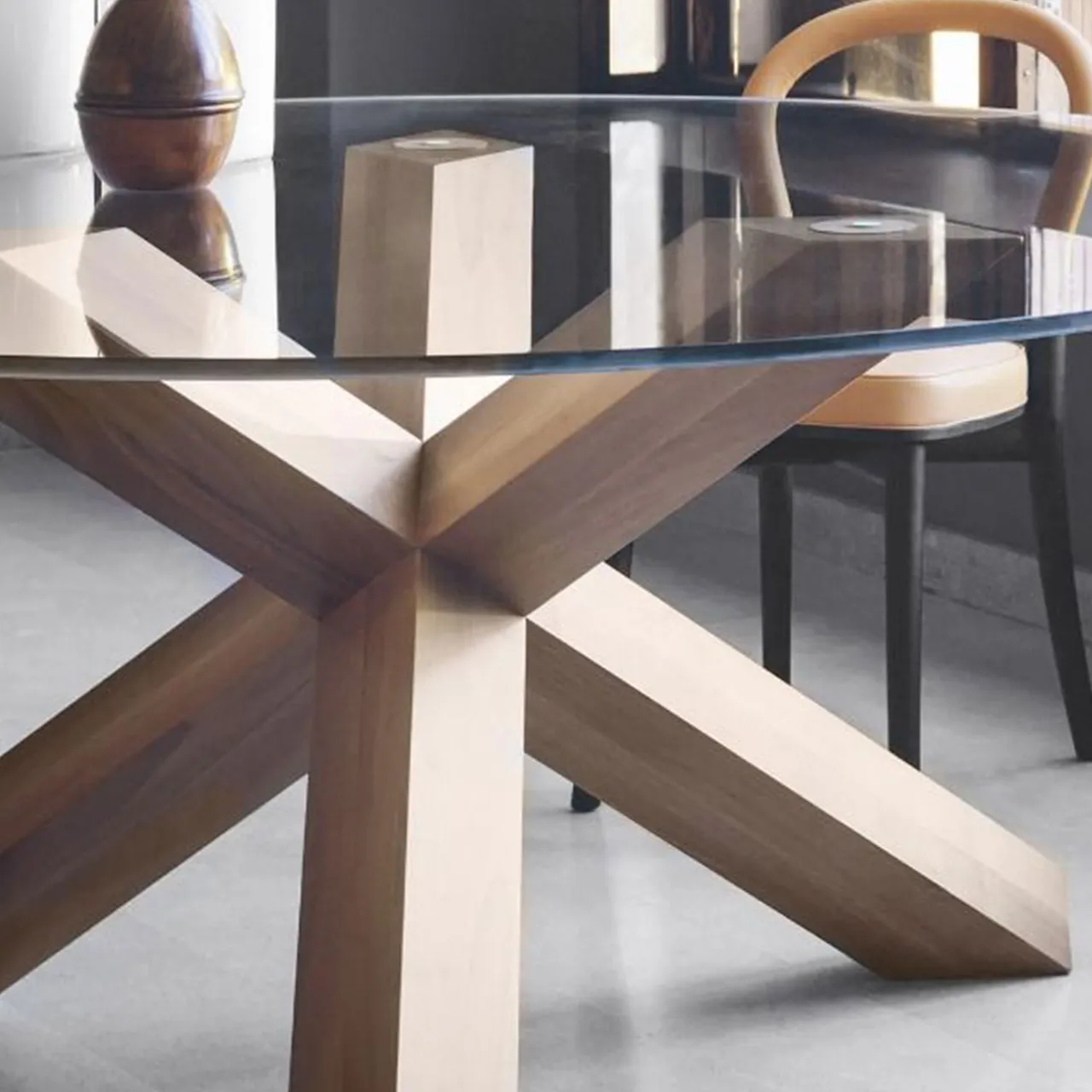 452 La Rotonda table Natural Ashwood