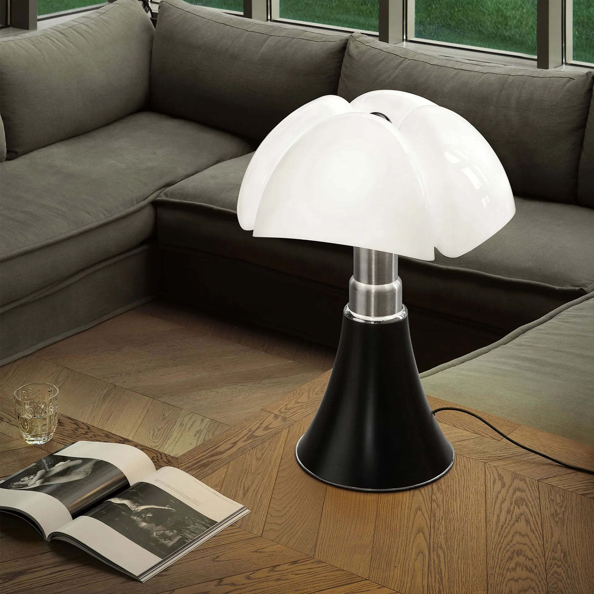 Pipistrello Table Lamp - Ikke Dimmable - Martinelli Luce - Gae Aulenti - NO GA