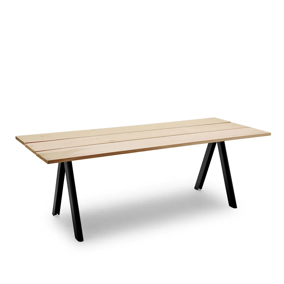 Overlap Outdoor Table