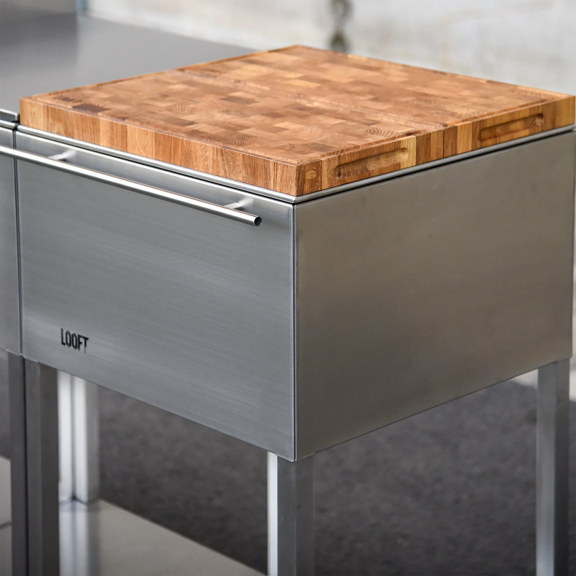 Combinatie C buitenkeuken met houtskoolgrill en spoelbak - 13