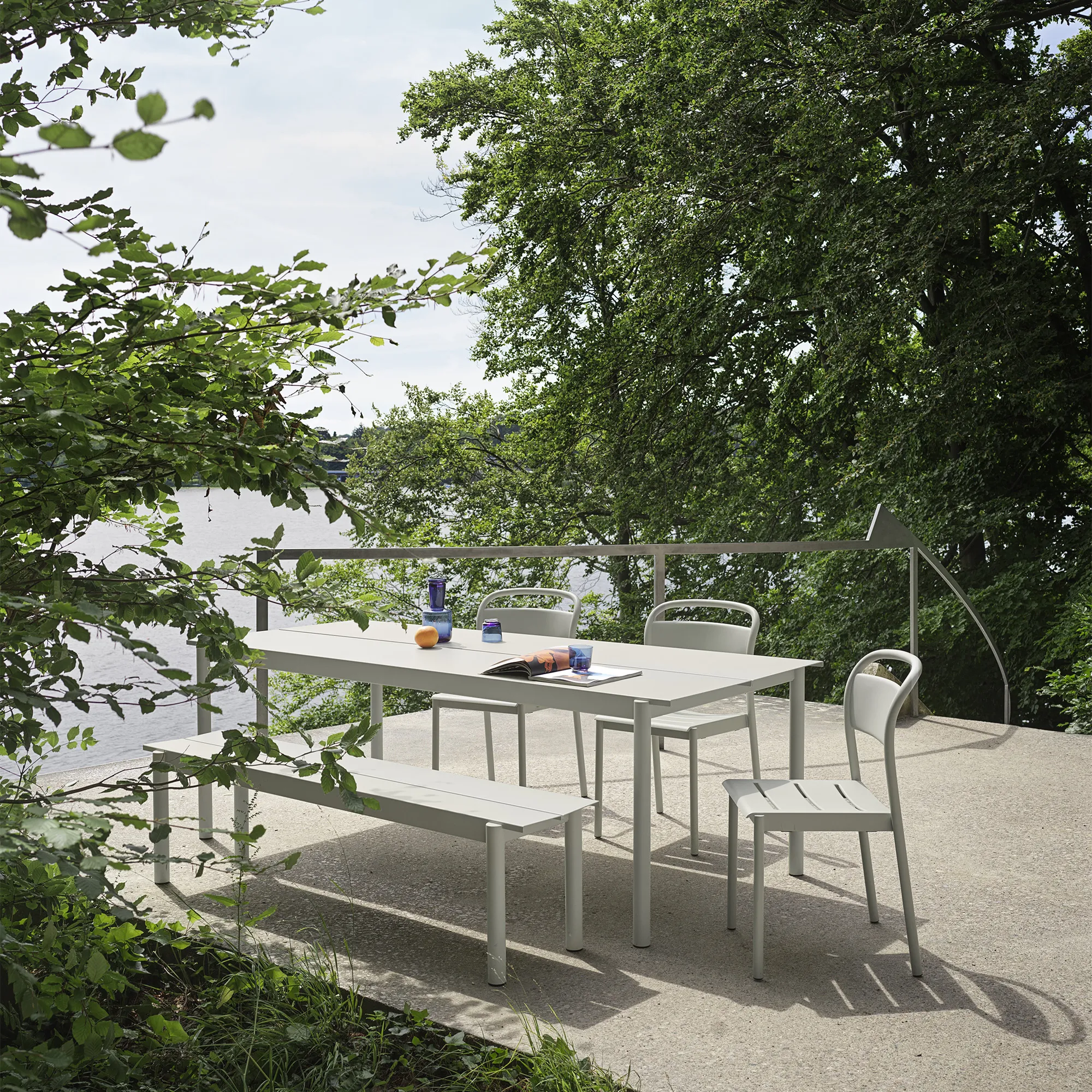Linear Steel Outdoor Bench 170 cm - 2