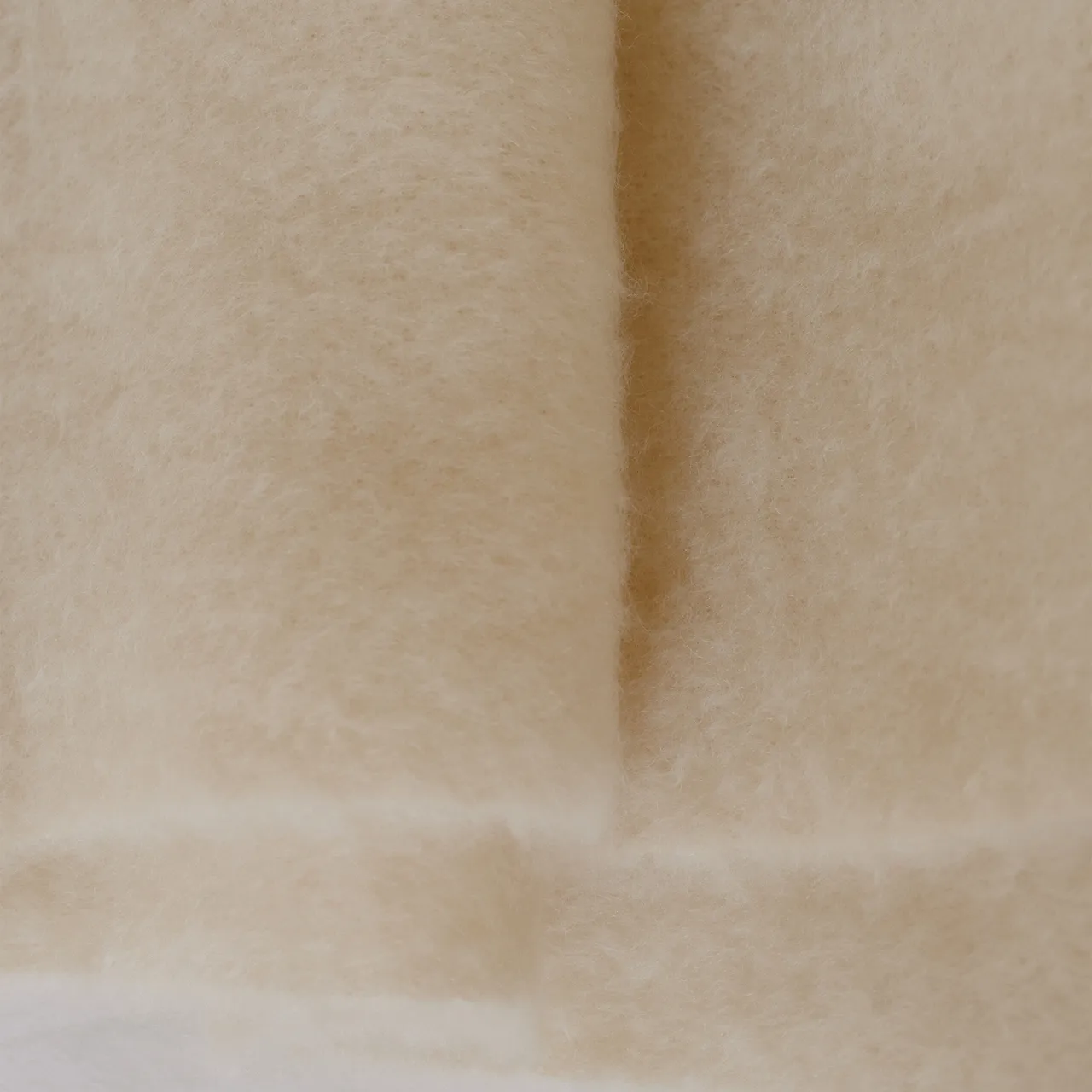 Mohair Ivory uldtæppe