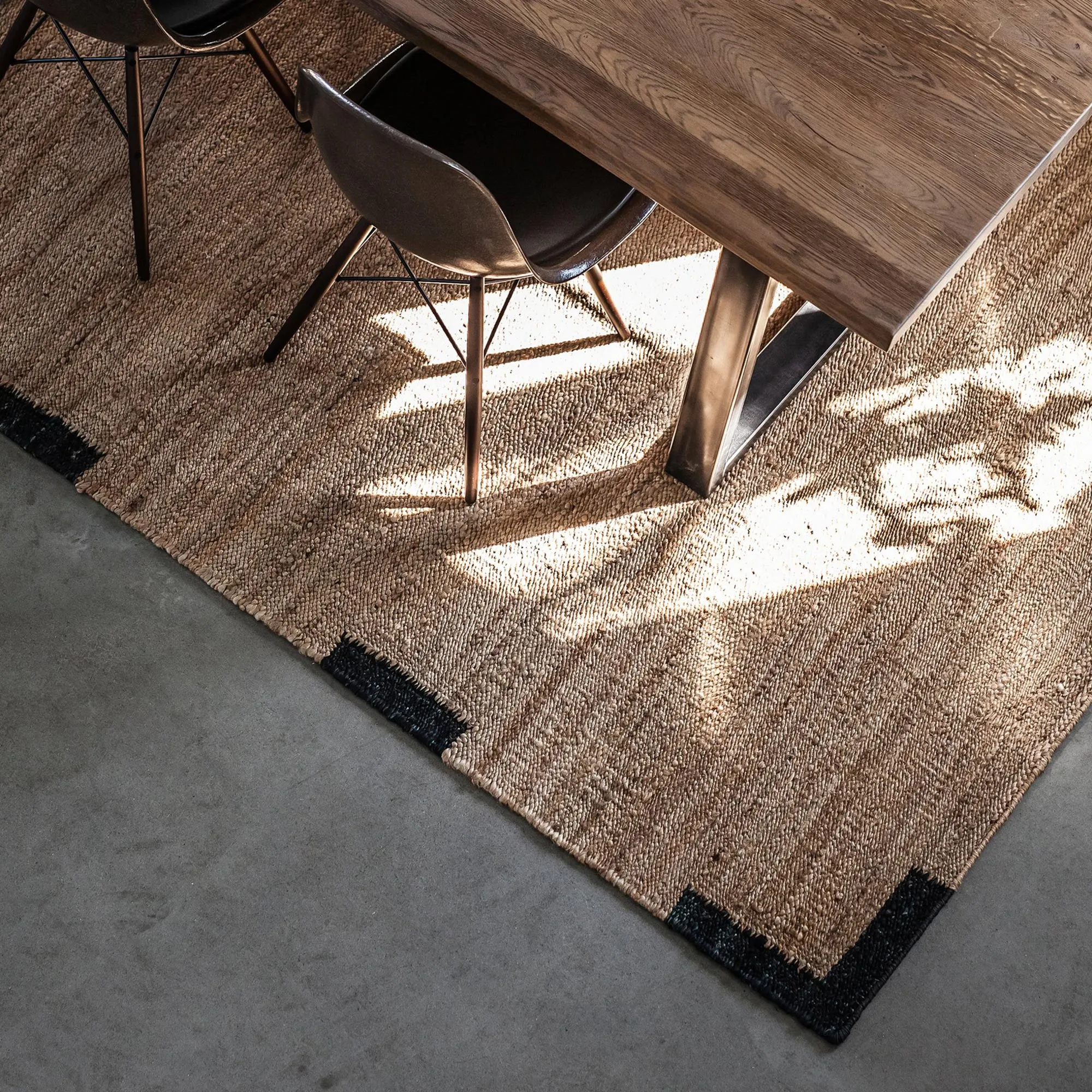 Jute Edge Black jute rug - 5