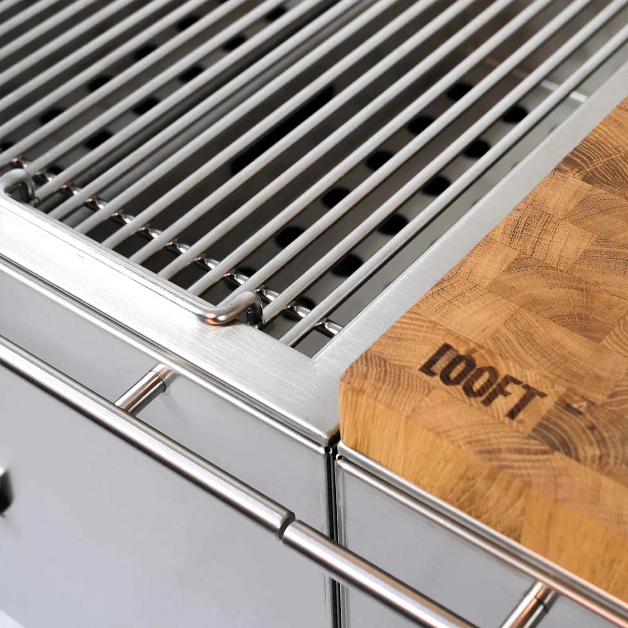 Houtskoolgrill buitenkeuken - 11