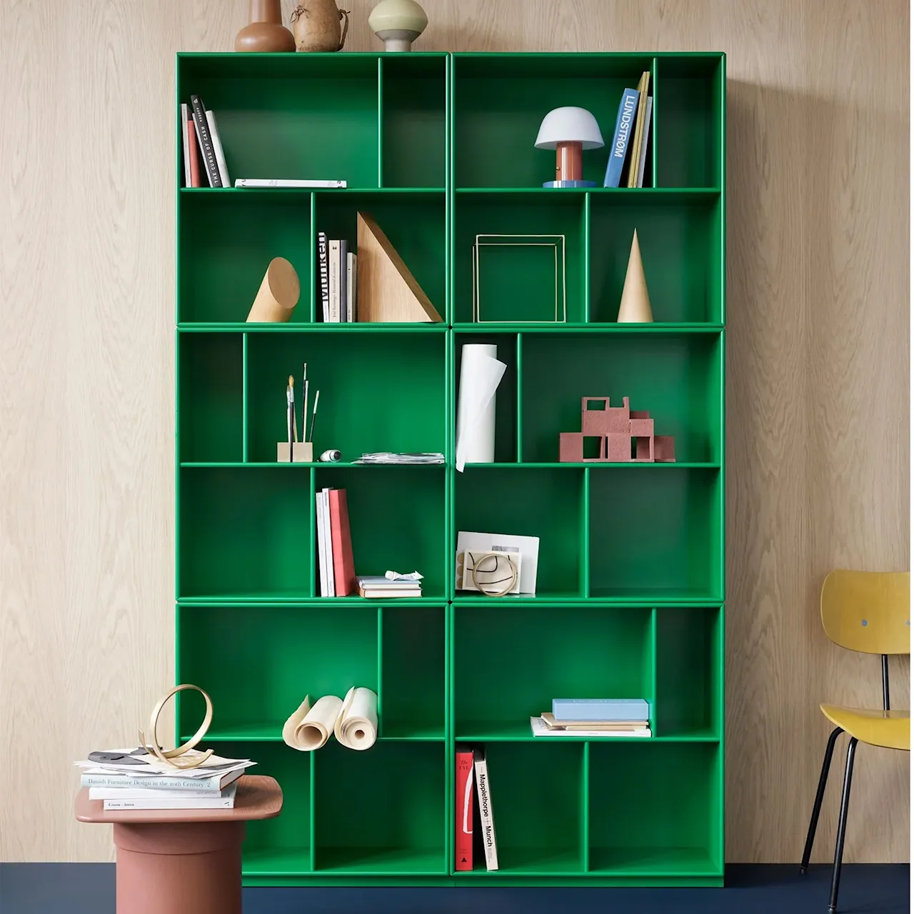 Read Spacious Bookshelf - Plinth H7 cm