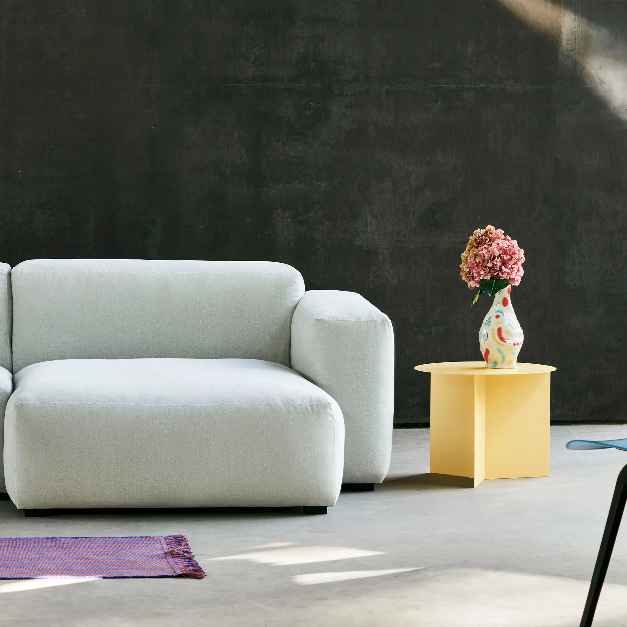 Slit Coffee Table Round High - 14