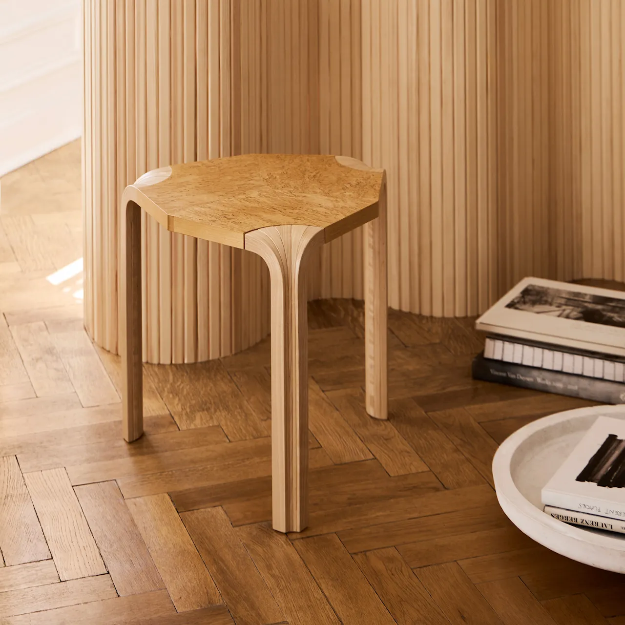 Stool X602 jakkara