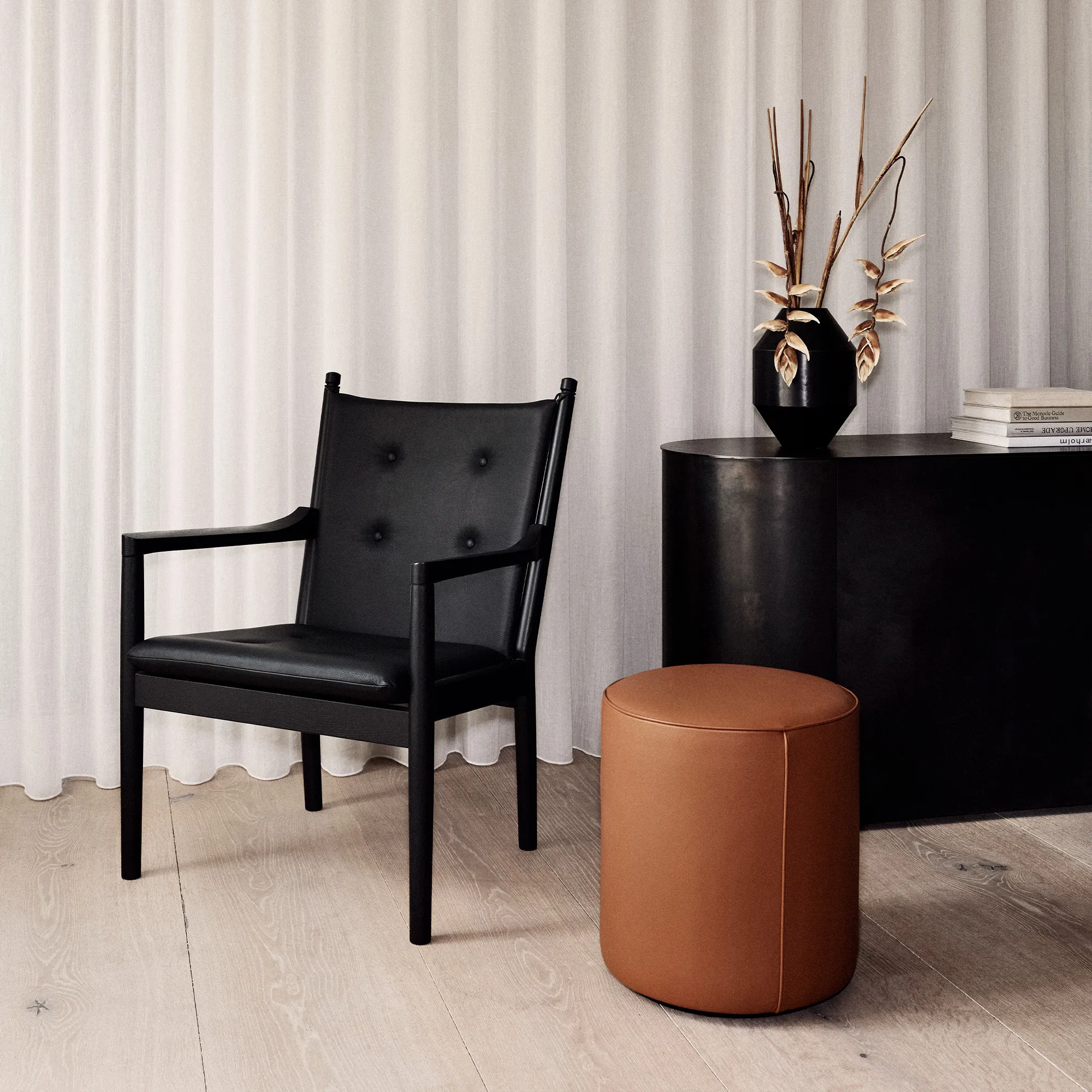 Wegner 1788 Lounge Chair - 5