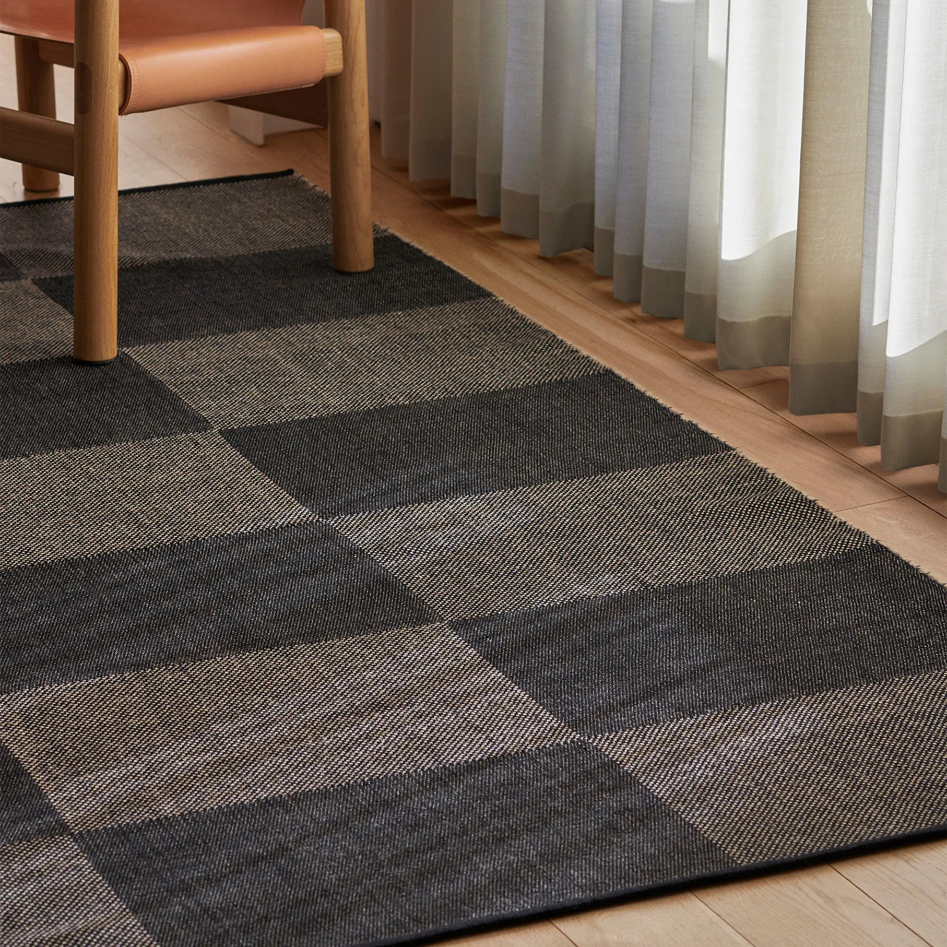 Check Rug Black - HAY - NO GA