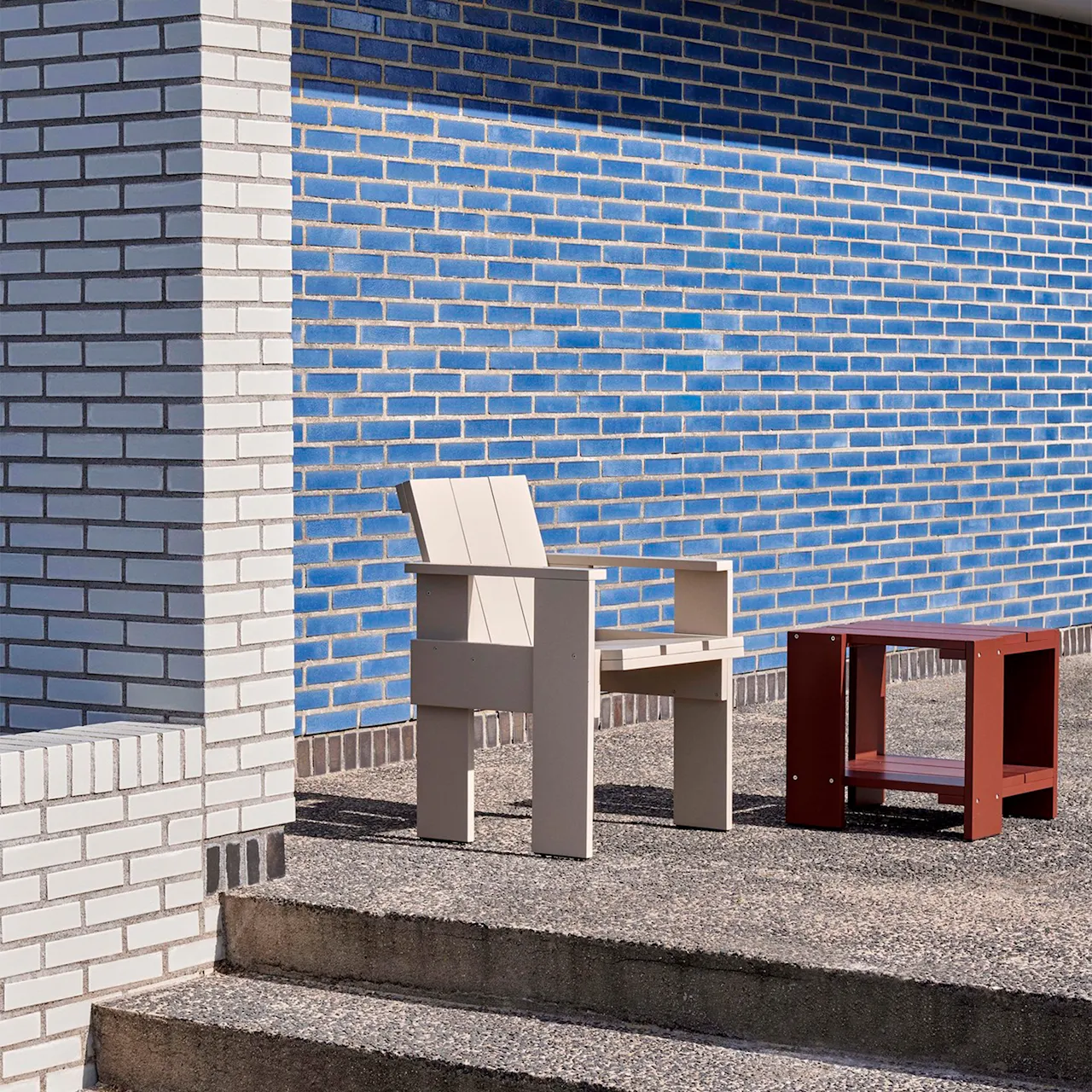 Crate Side Table / Water-Based Lacquer pinewood