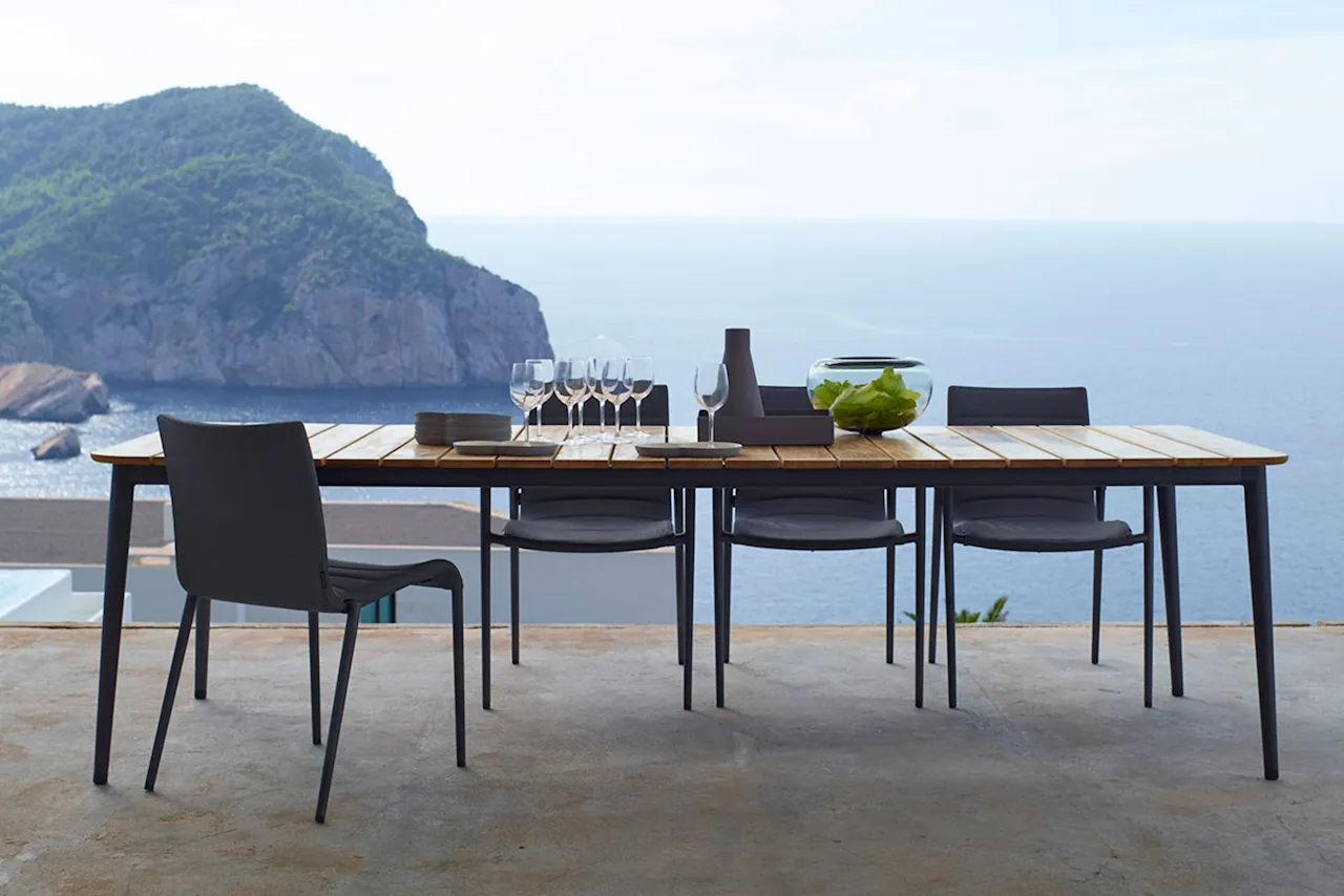 Core Dining Table, 210x100, Lava Grey, Table top: Teak, Frame: Aluminium