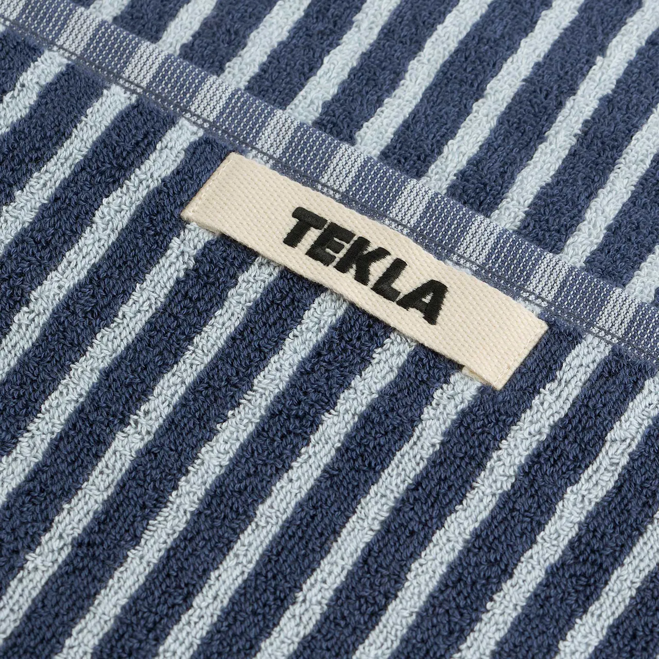 Terry River Stripes towel