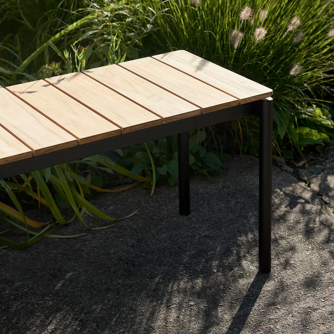 Ville Bench AV28