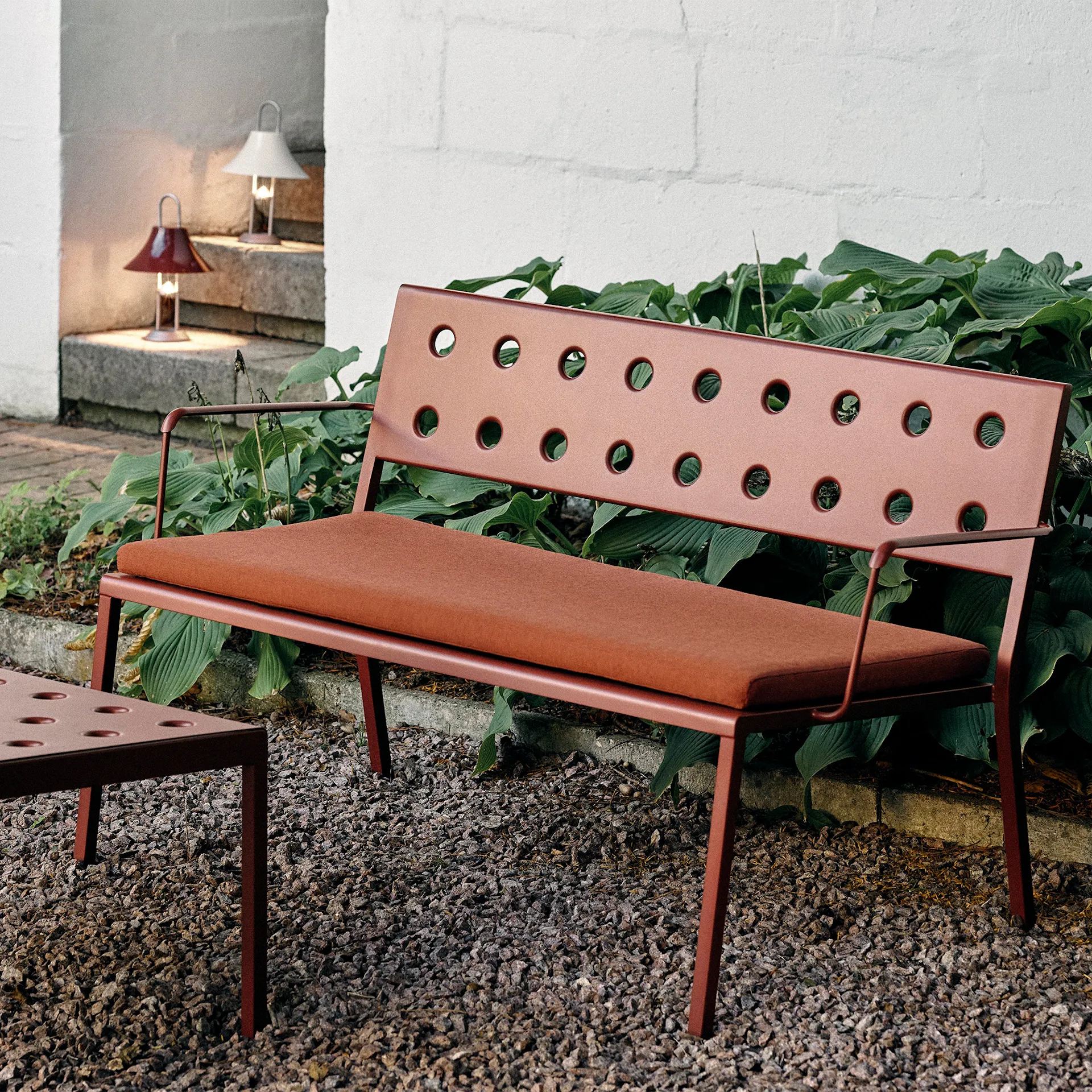 Balcony Lounge Bench with Armrests - HAY - Ronan & Erwan Bouroullec - NO GA