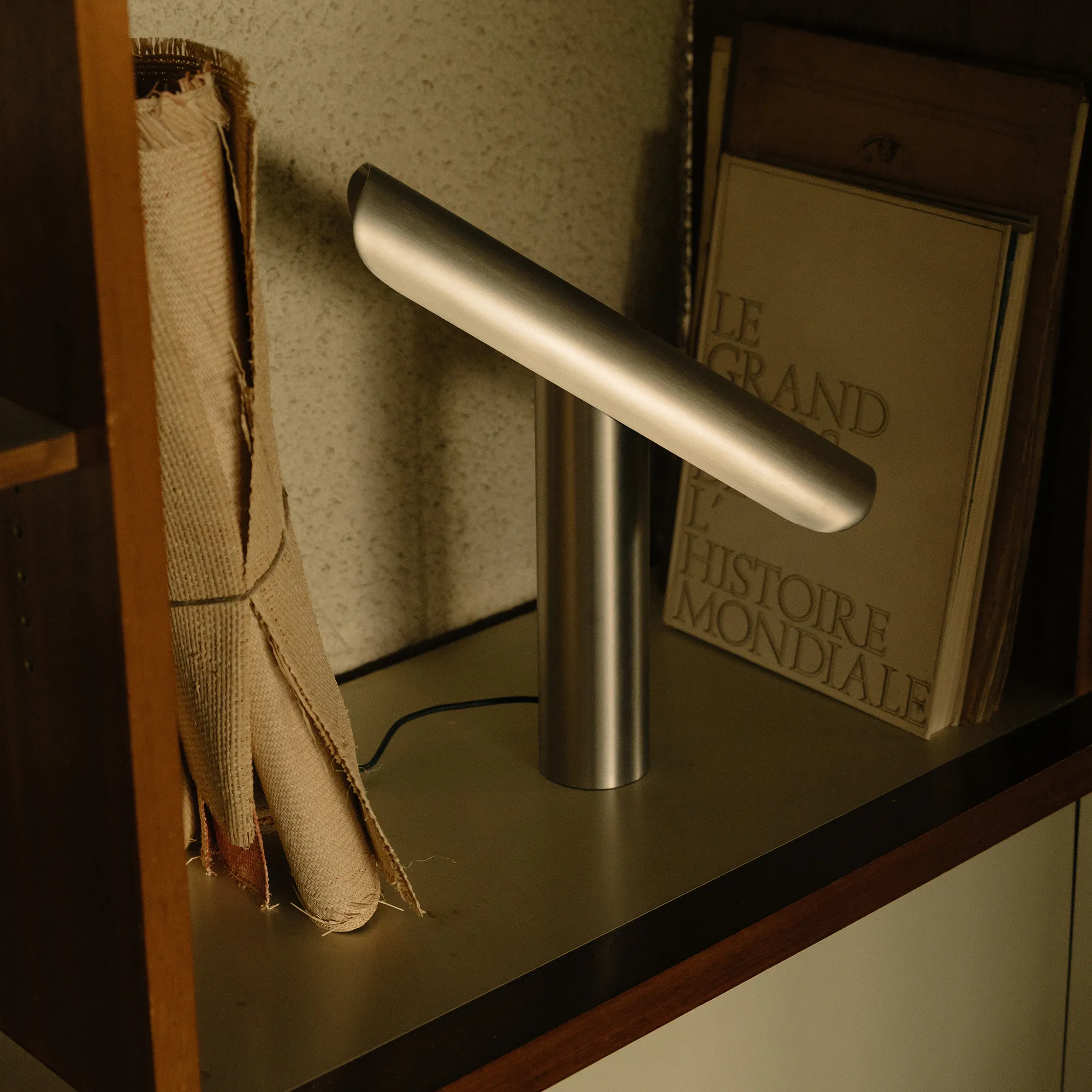 T-Lamp Table Lamp - 3