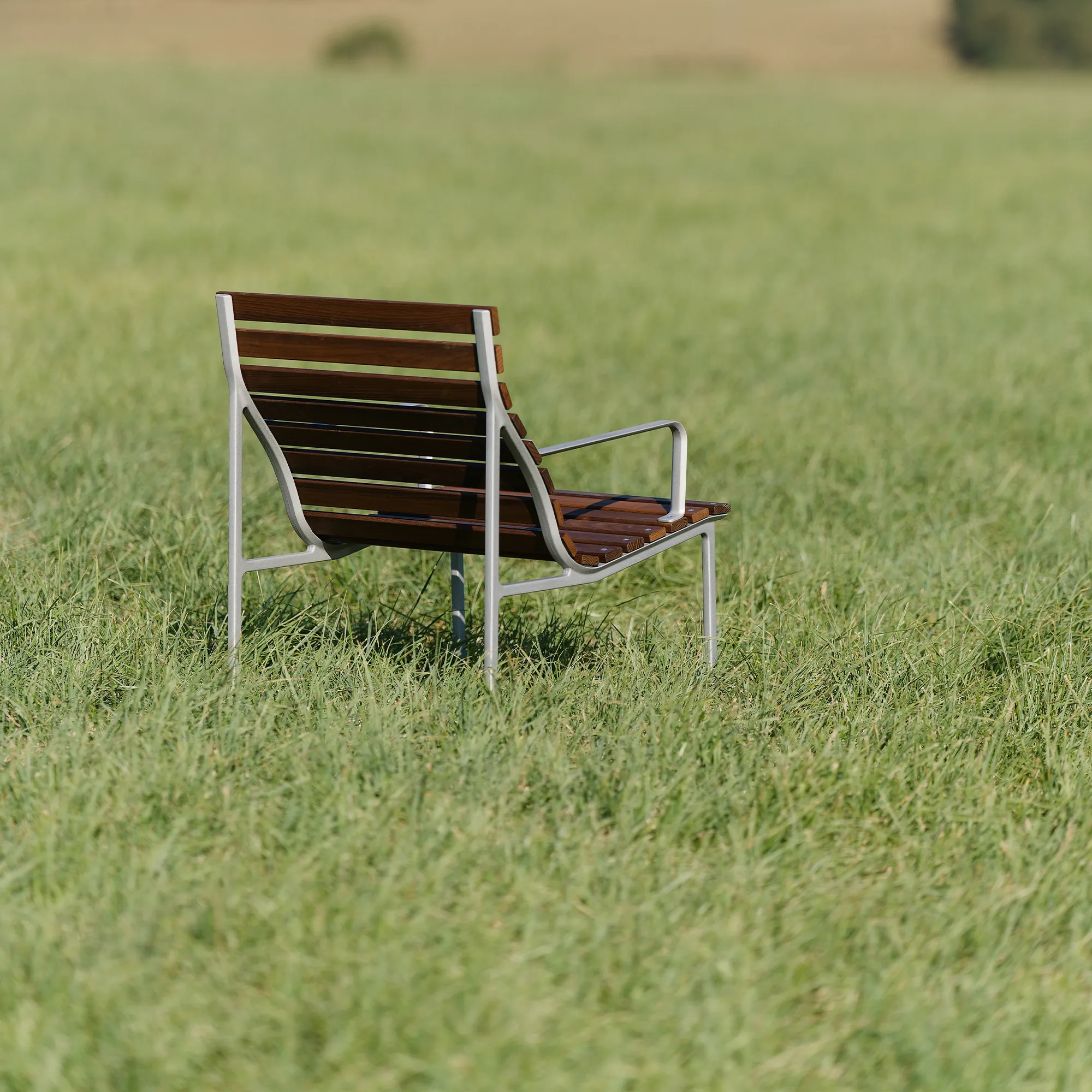 Traverse Outdoor Lounge Armchair - 9