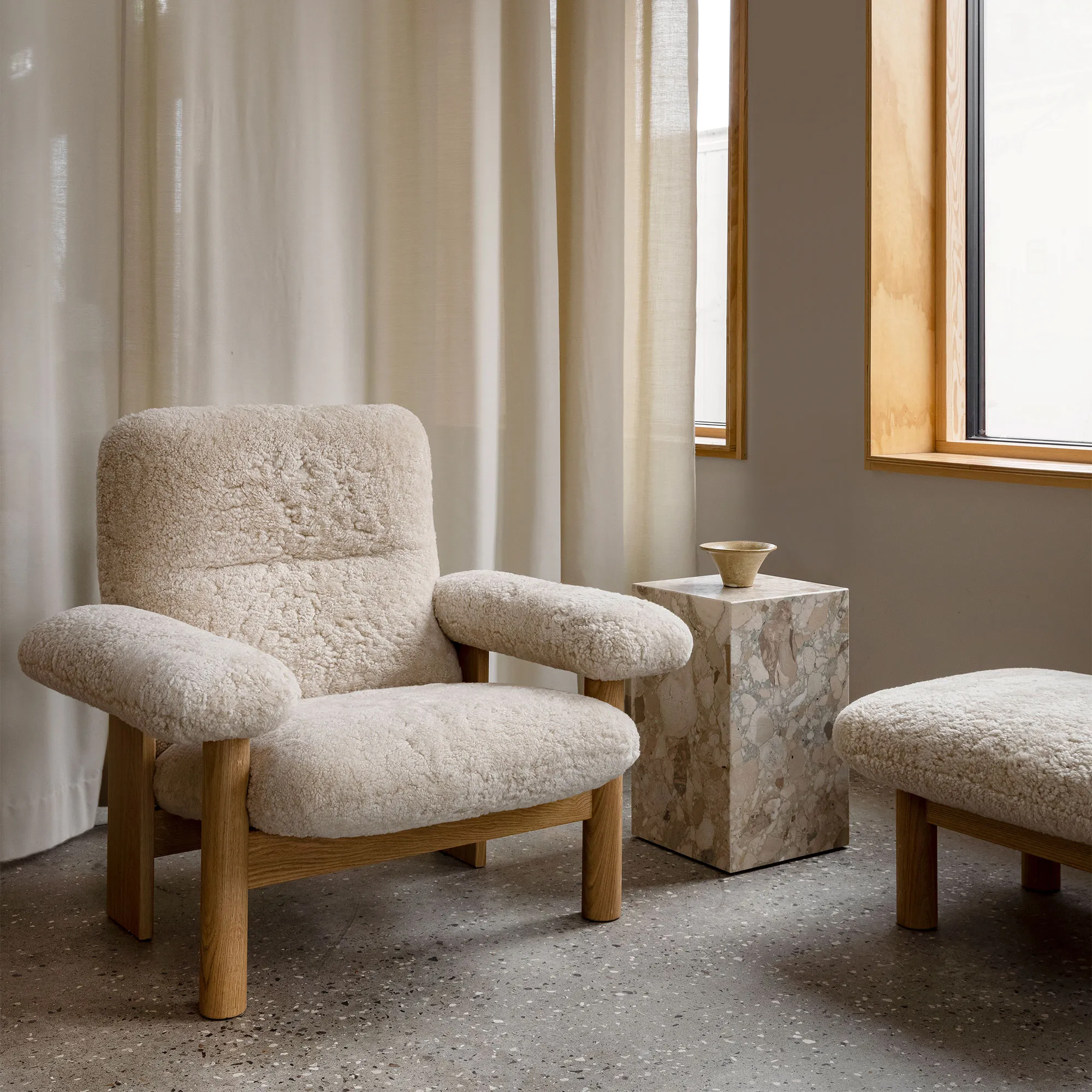 Brasilia Lounge Chair Natural Oak
