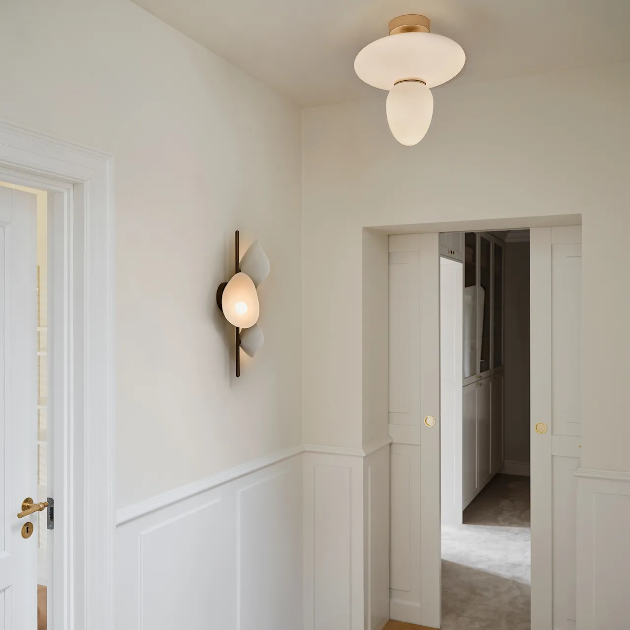 Rizzatto 42 Satin Brass/Opal White