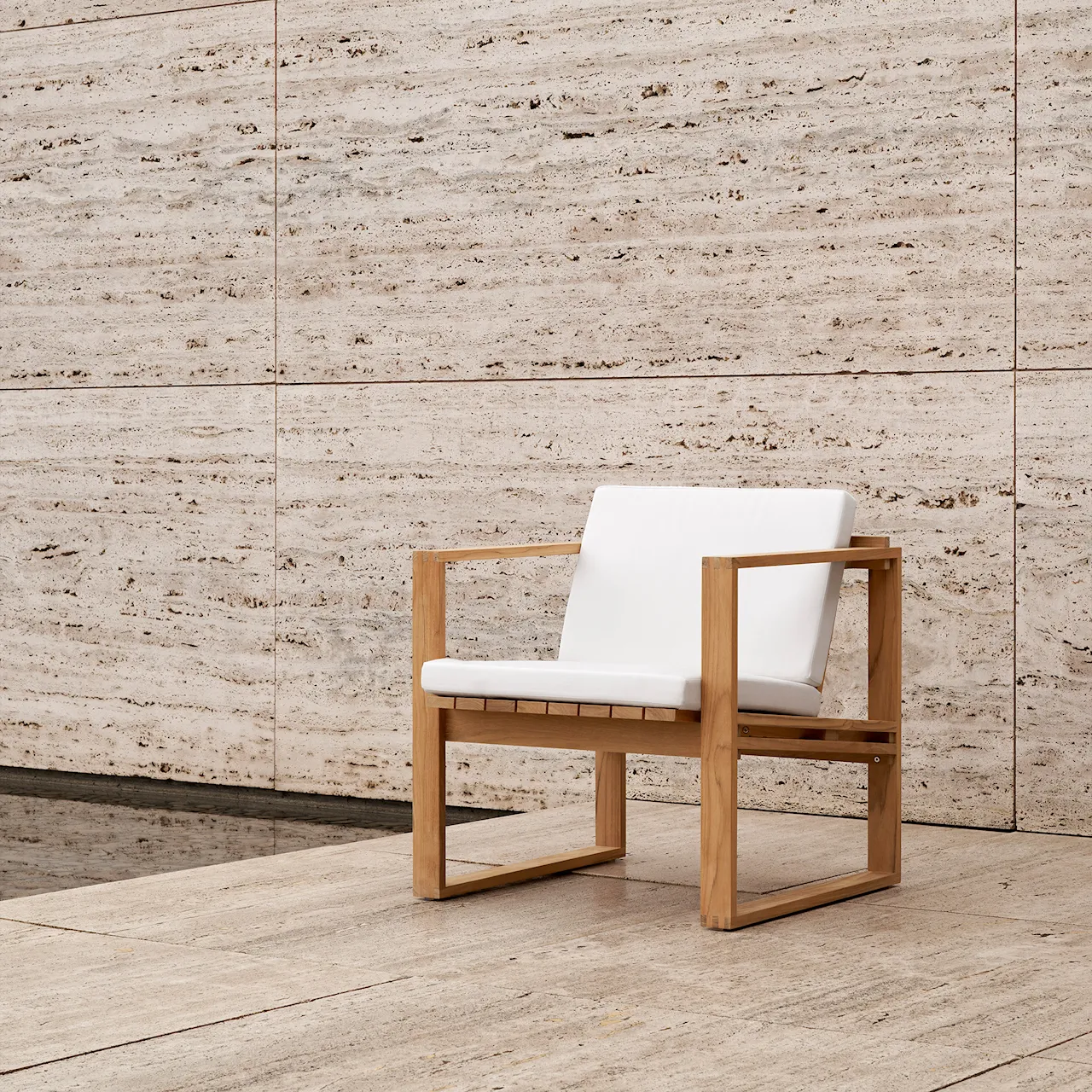 Cushion For BK11 Outdoor Lounge Chair