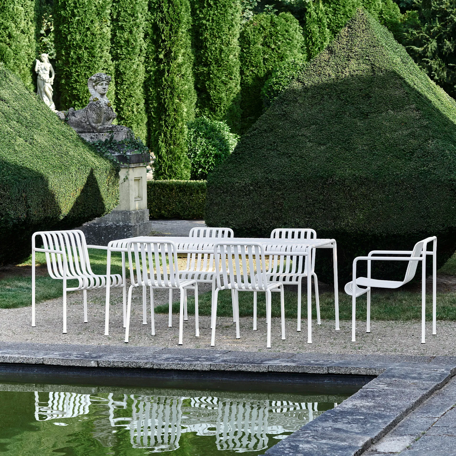 Palissade Outdoor Dining Table 82 x 90 cm - HAY - Ronan & Erwan Bouroullec - NO GA