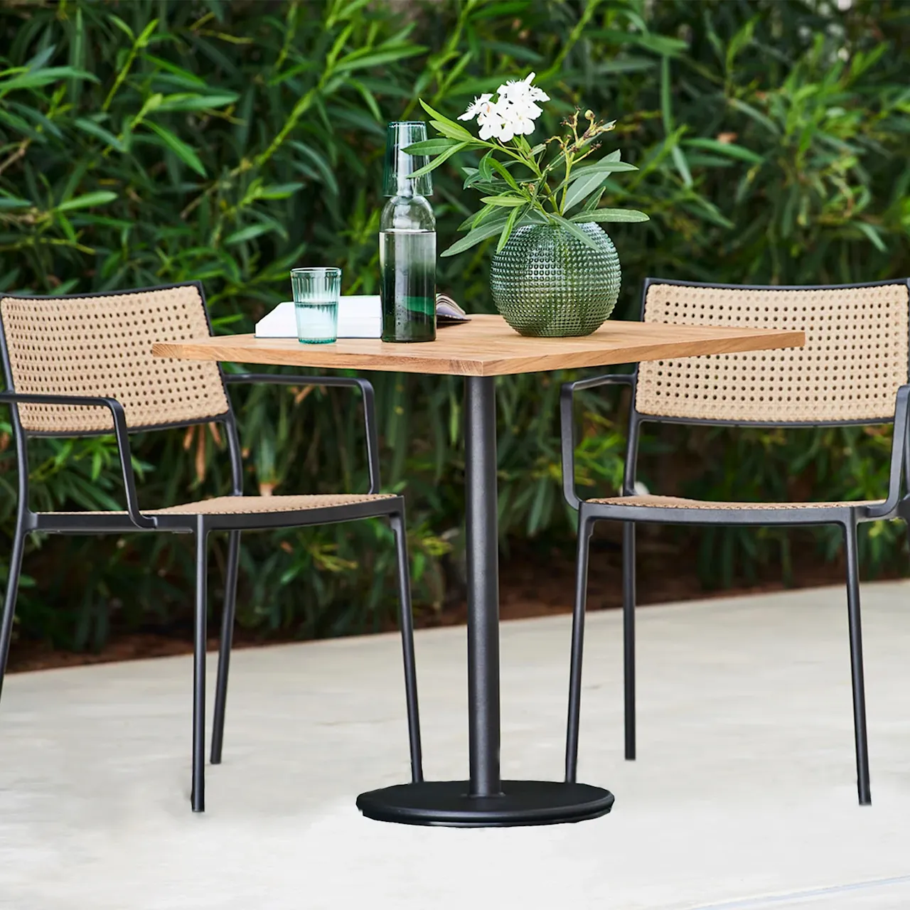 Go Café Pöytä 72x72 teak
