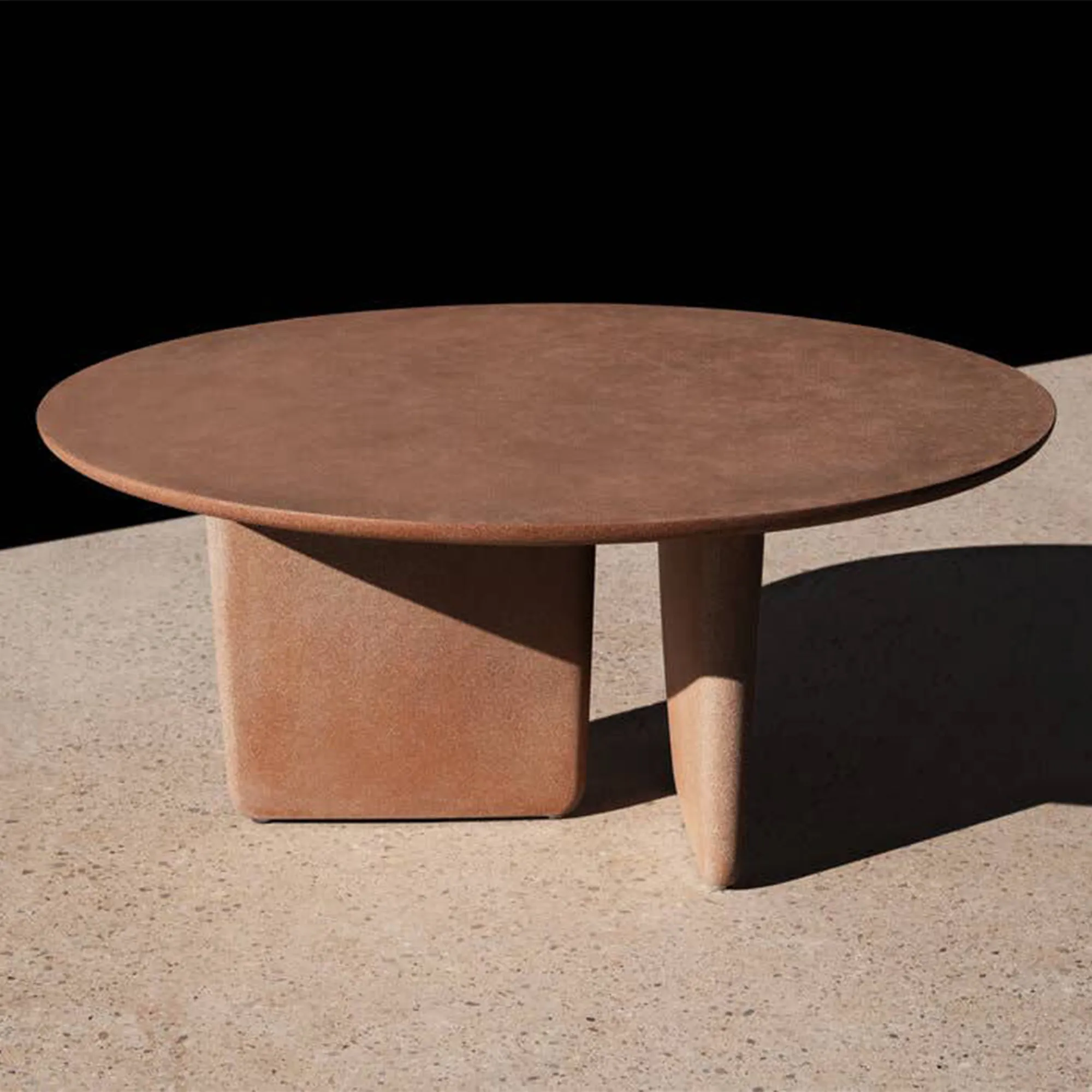 Tobi-Ishi Outdoor Round Table - 3