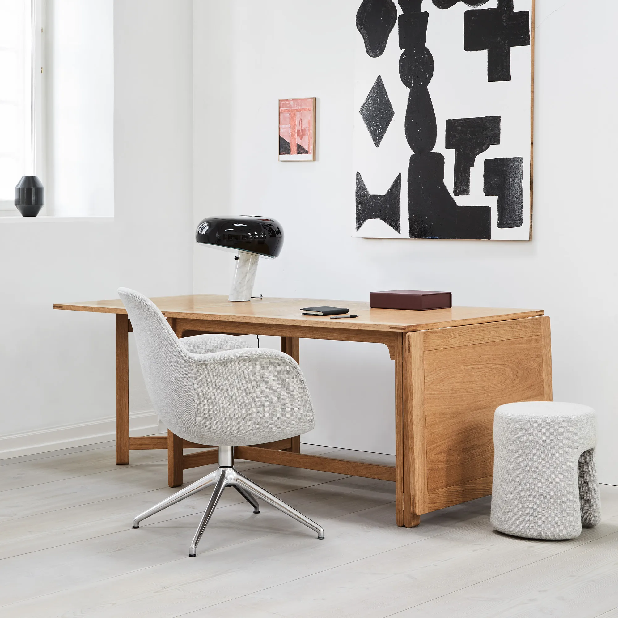 Swoon Swivel Chair