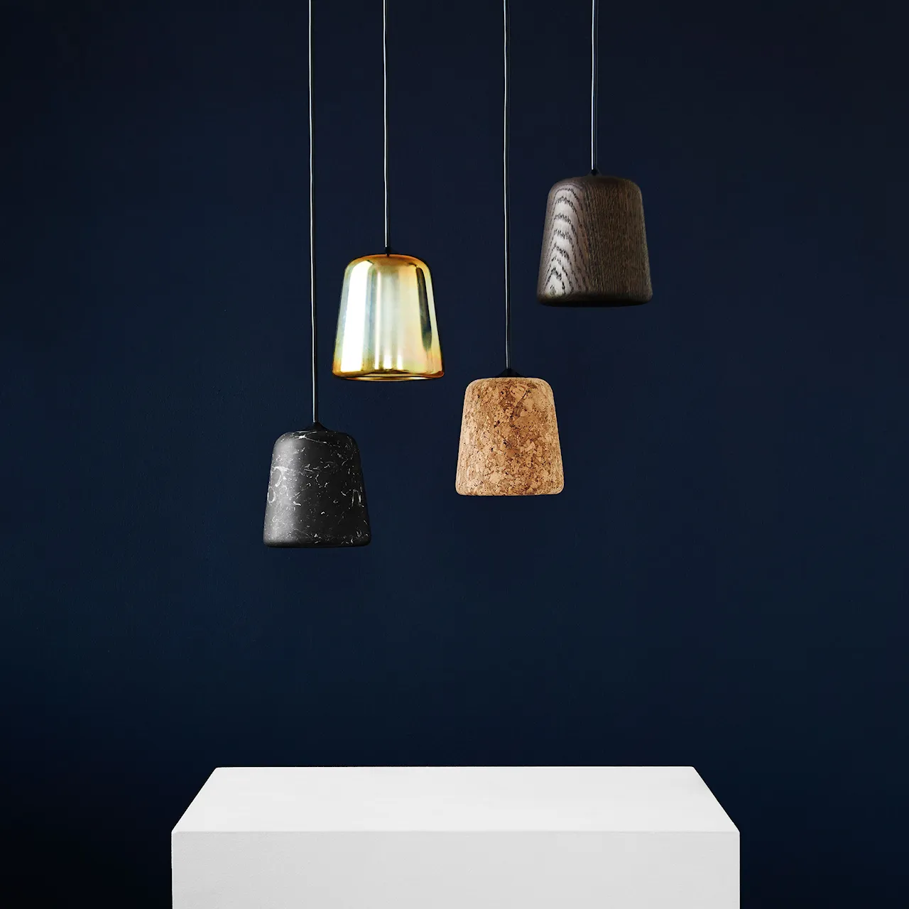 Material pendant lamp black cable