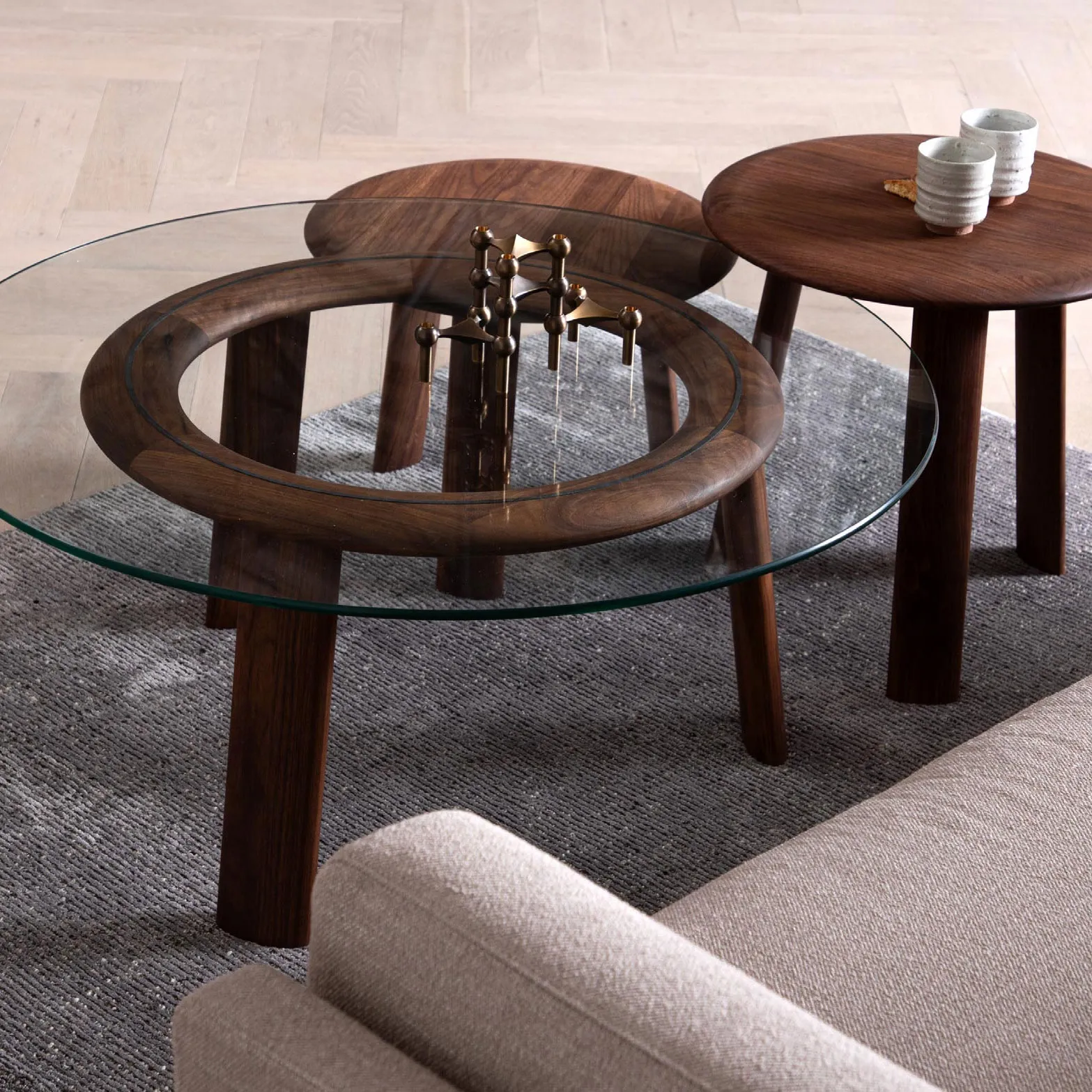 AK 650 Loop Glass coffee table - 2