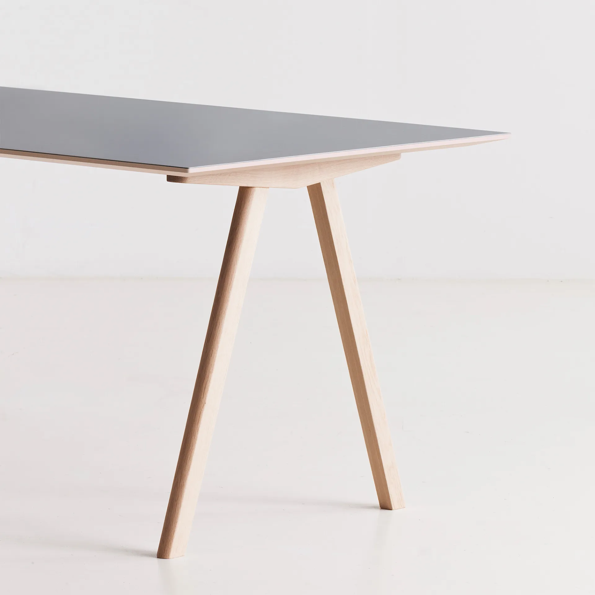 CPH10 2.0 desktop - HAY - Ronan & Erwan Bouroullec - NO GA