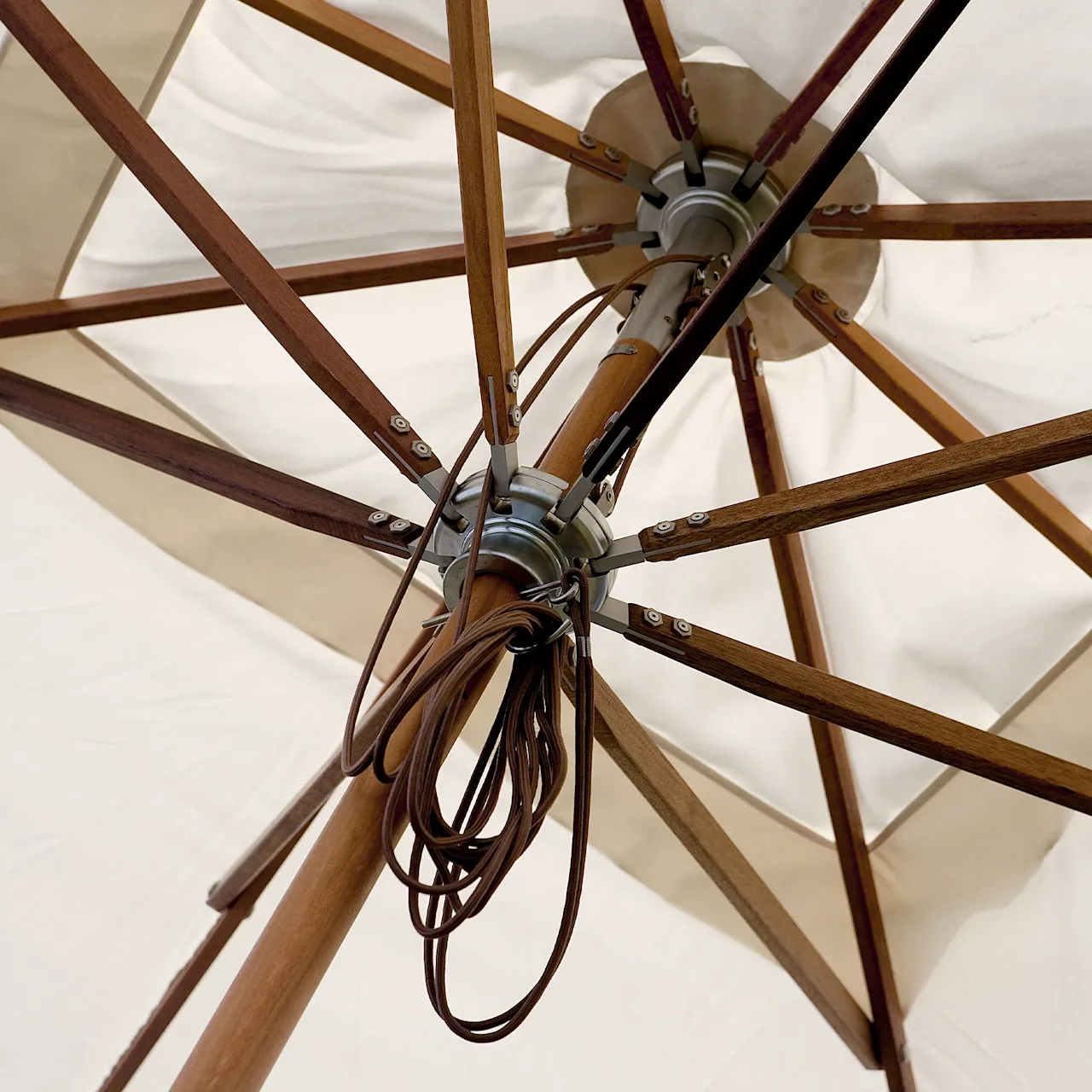 Atlantis parasol Ø330 cm gebroken wit