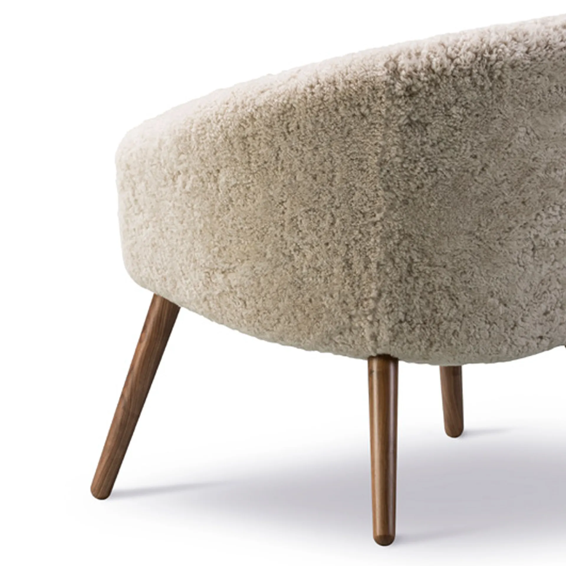 Ditzel Lounge Chair - Sheepskin - Fredericia Furniture - NO GA