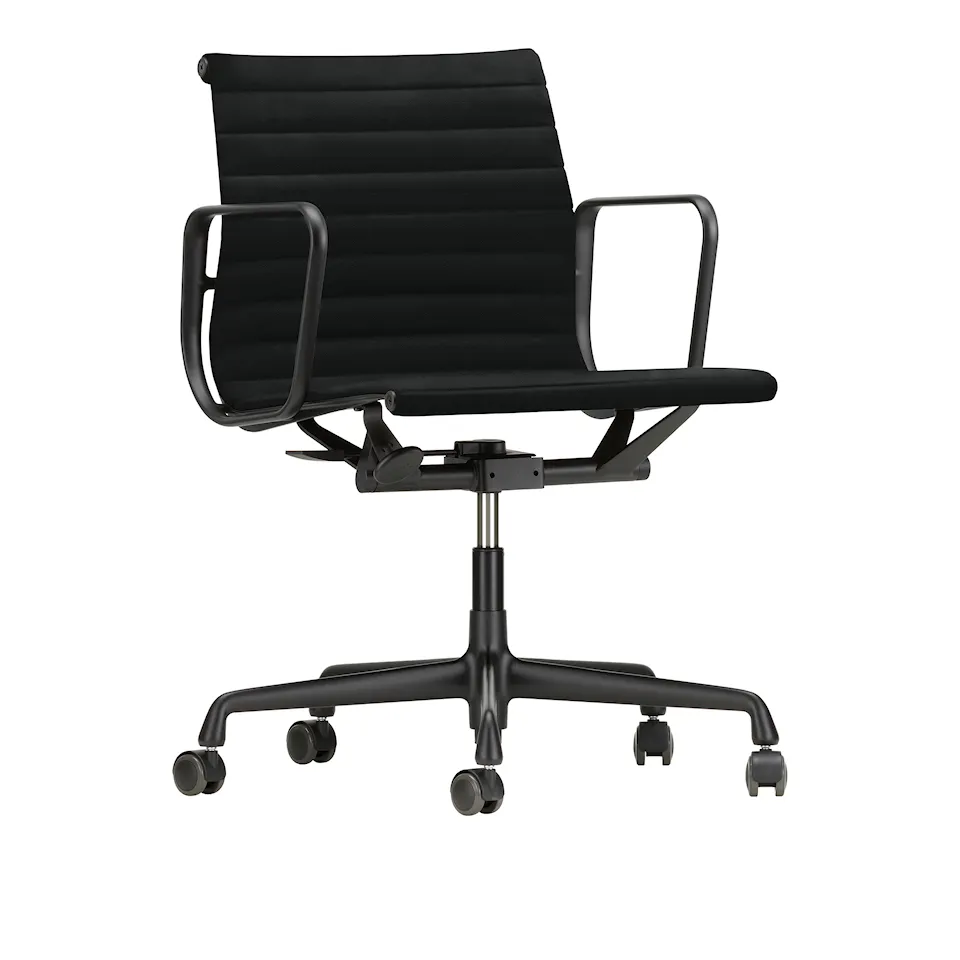 EA 117 Desk Chair Black