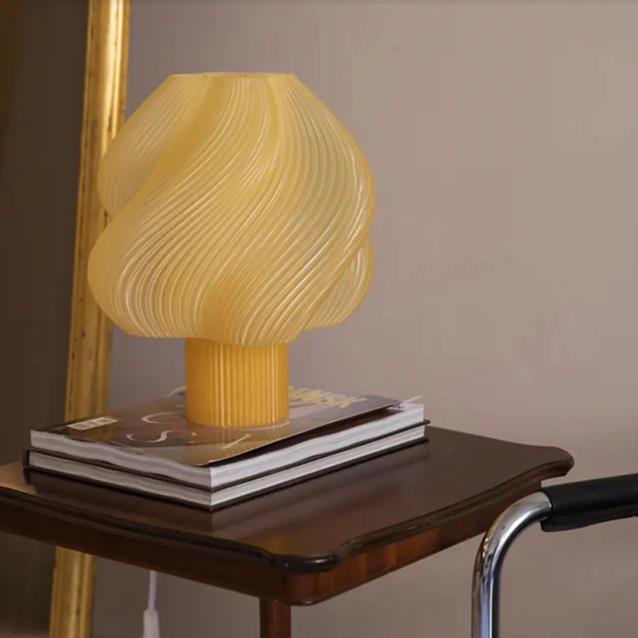 Soft Serve Table Lamp Grande - Limoncello Sorbet