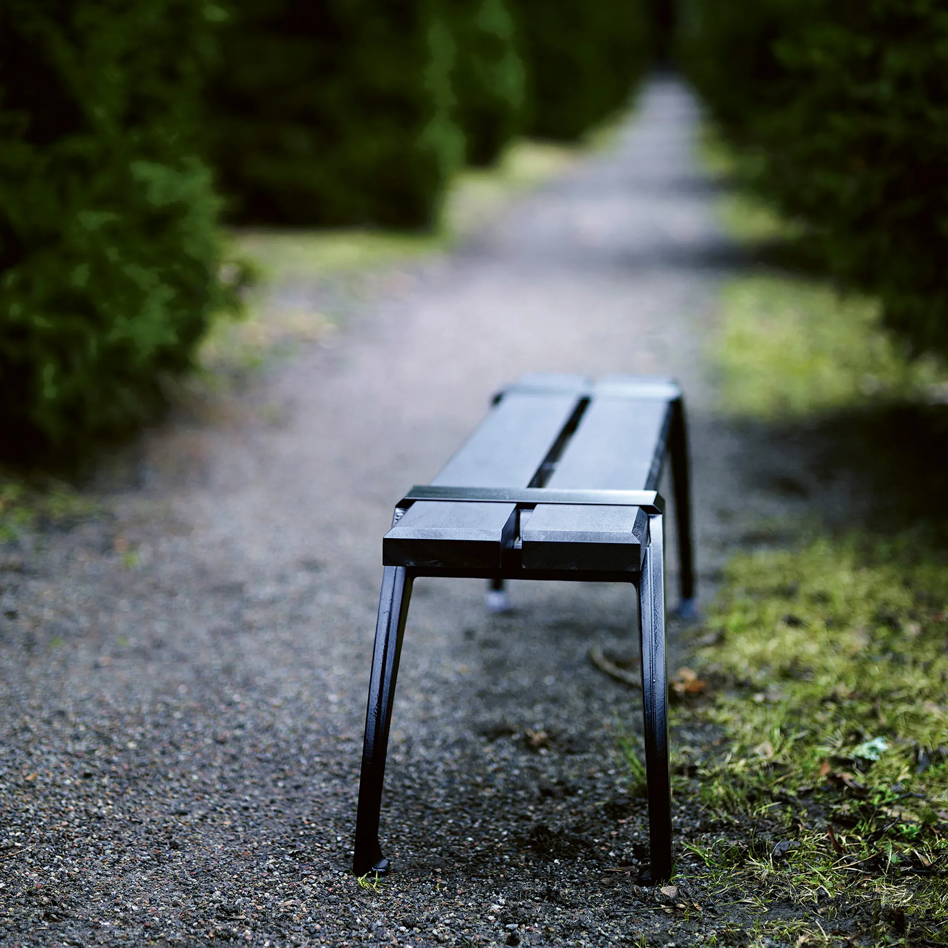 Haga Bench Oiled Mahogany - Byarums Bruk - NO GA