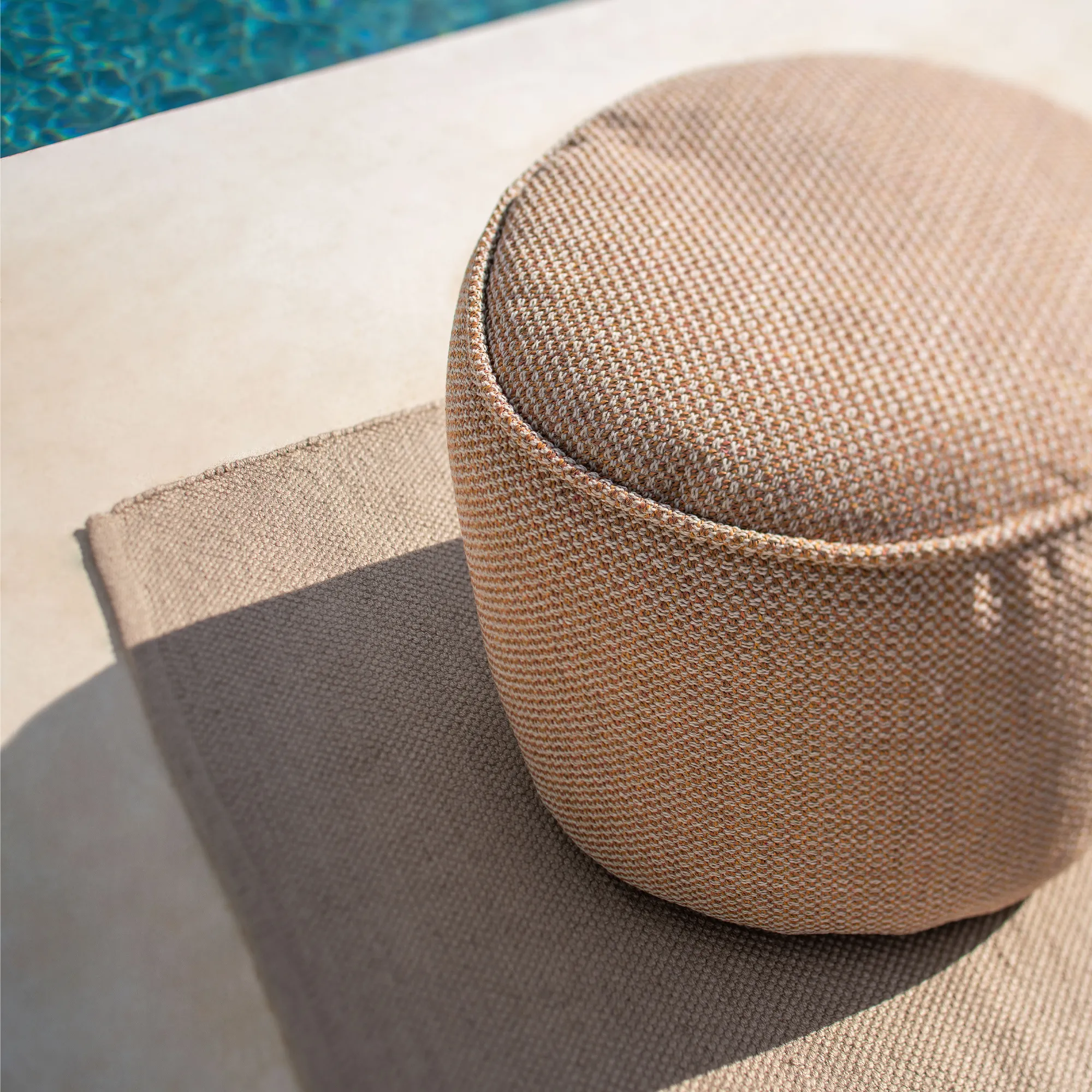 Donut outdoor pouf - 3
