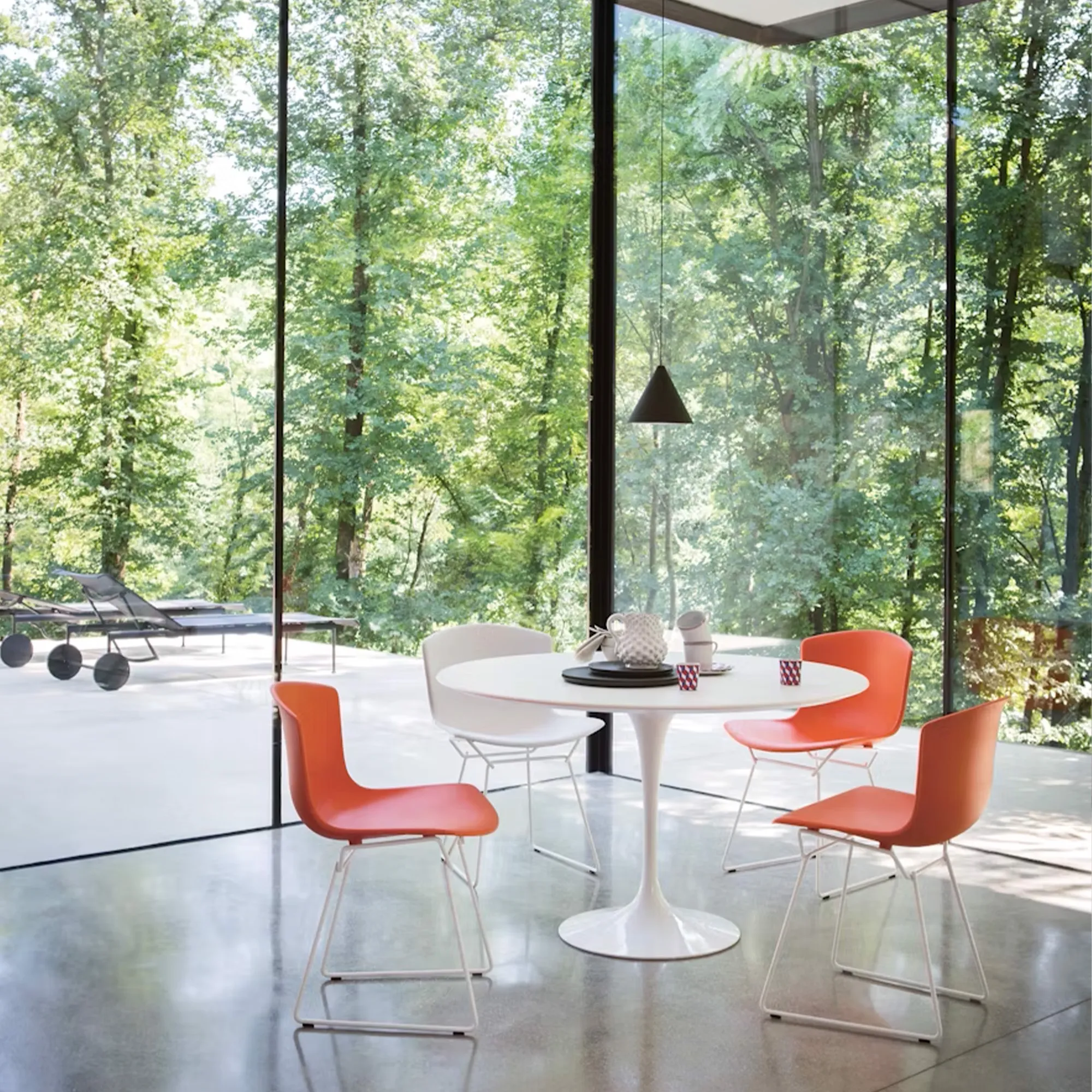 Saarinen Oval Dining Table 244 cm Black - 6