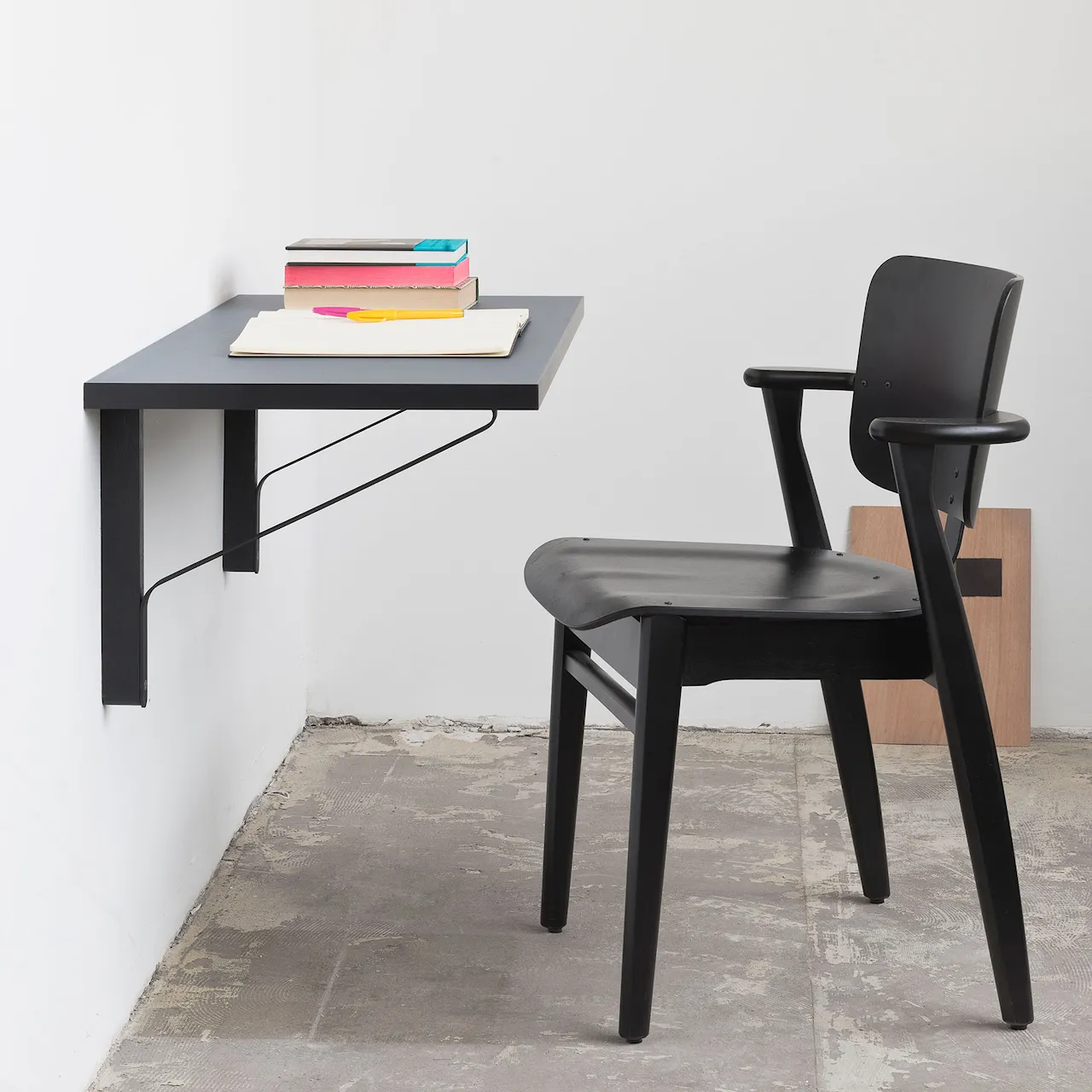 Domus Chair