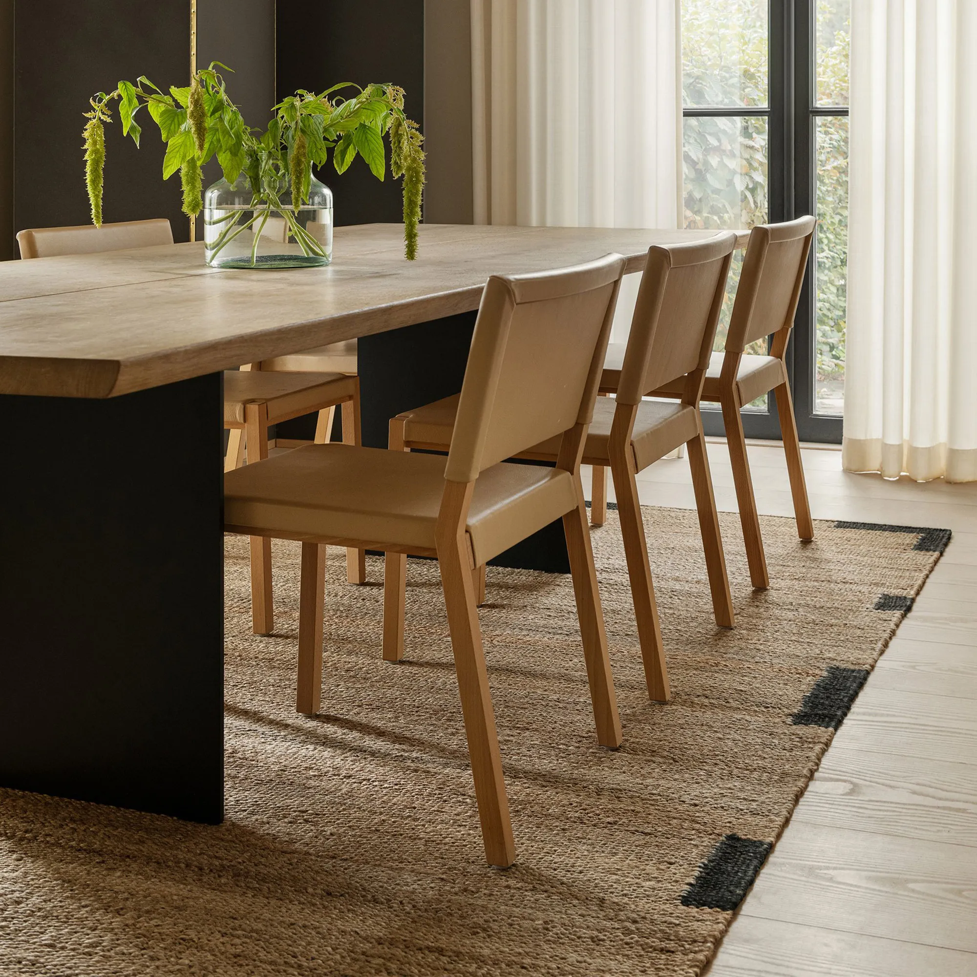 Jute Edge Black jute rug - 3