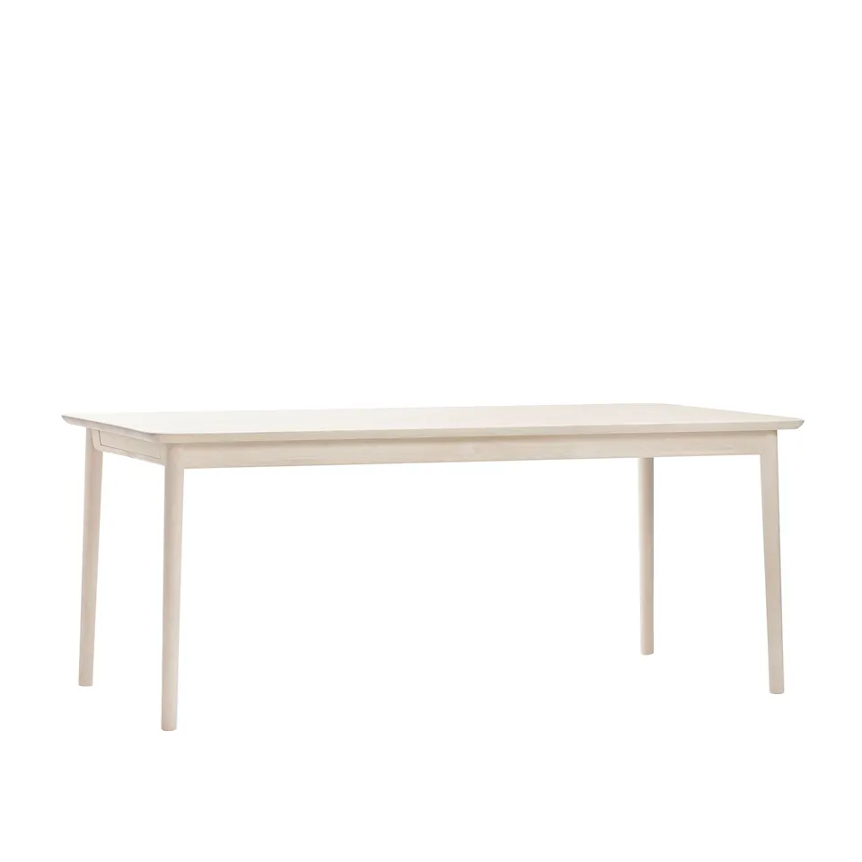 Prima Vista Dining Table