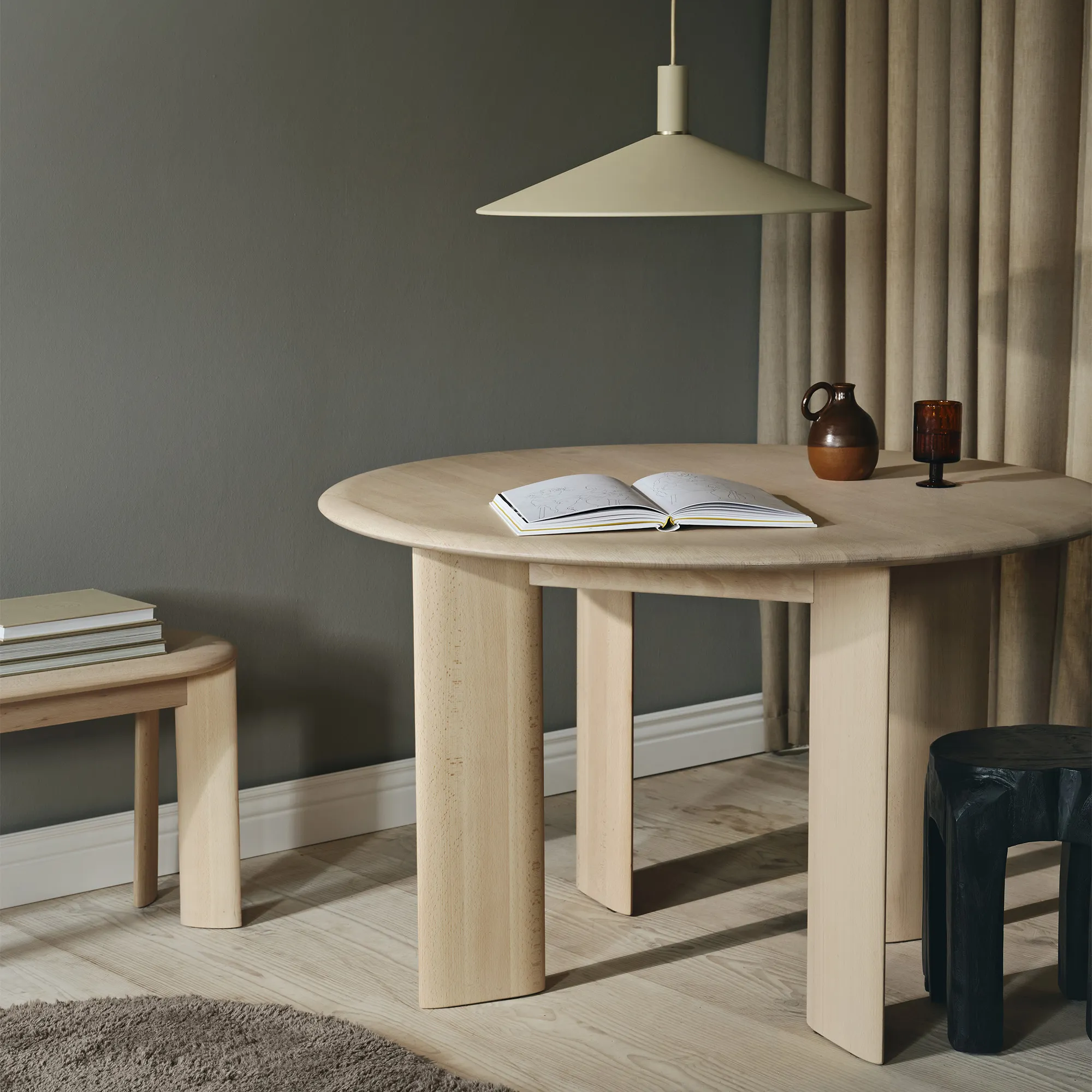 Bevel ruokapöytä Ø 117 cm - 2