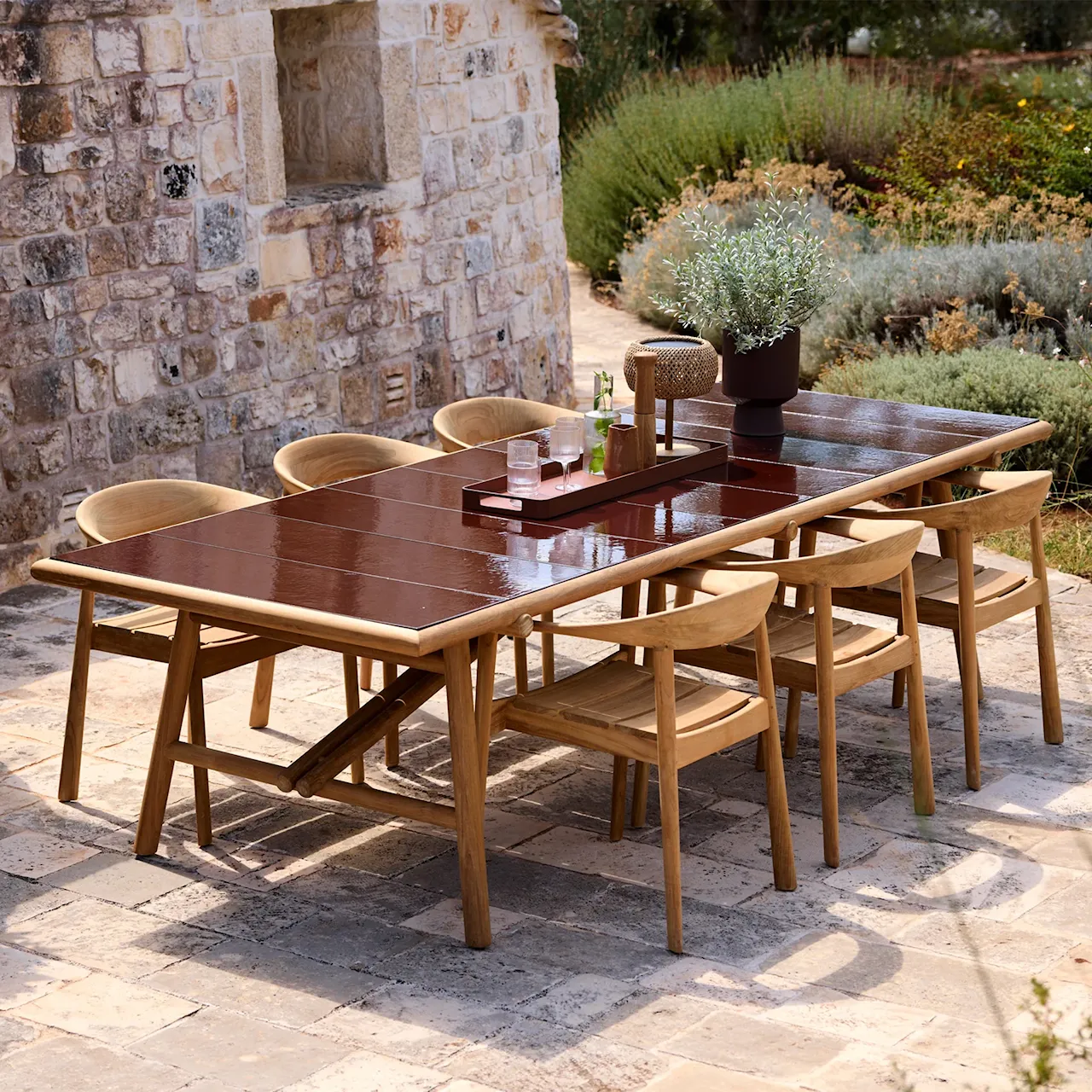 Sticks outdoor dining table