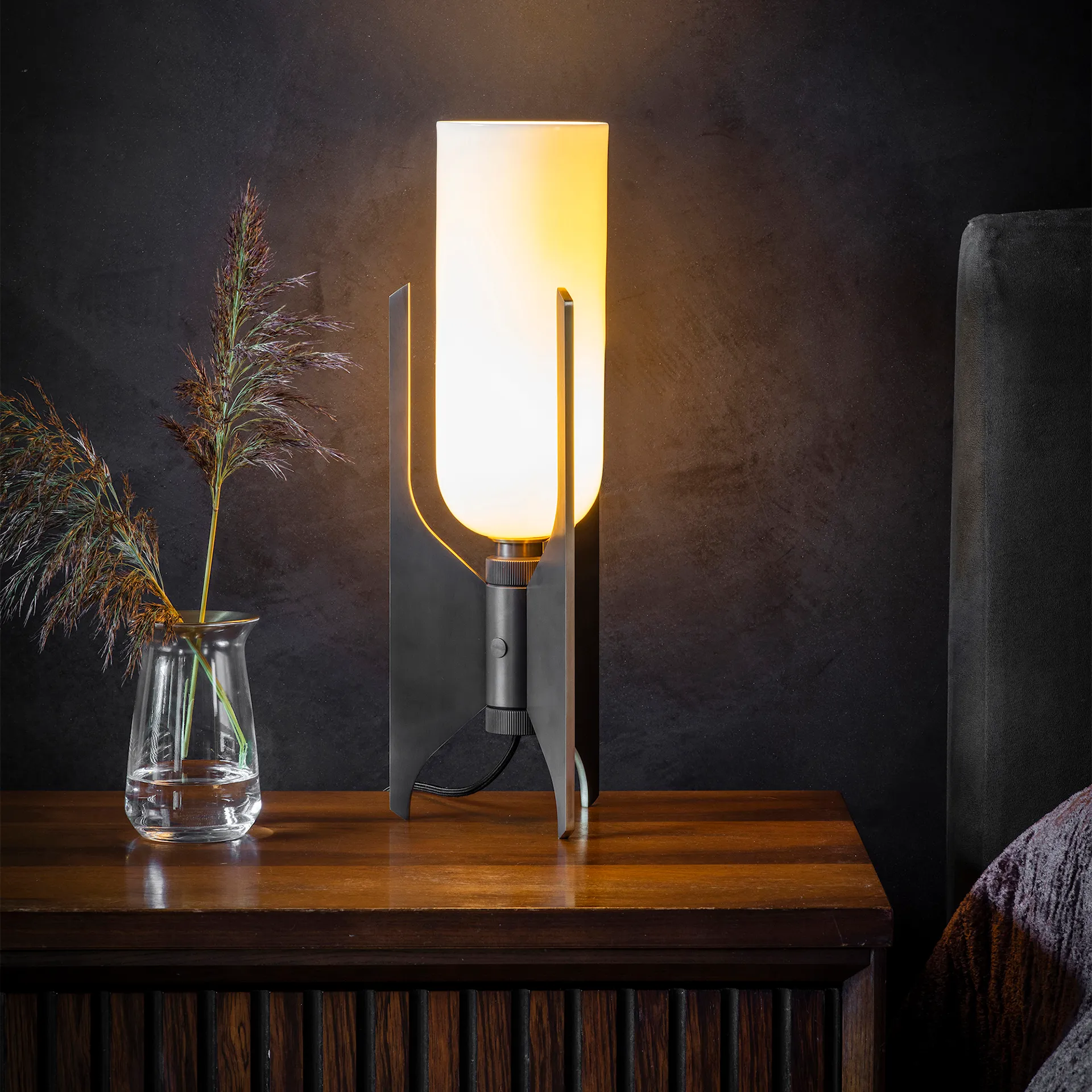 Pennon Table Lamp - Bert Frank - NO GA