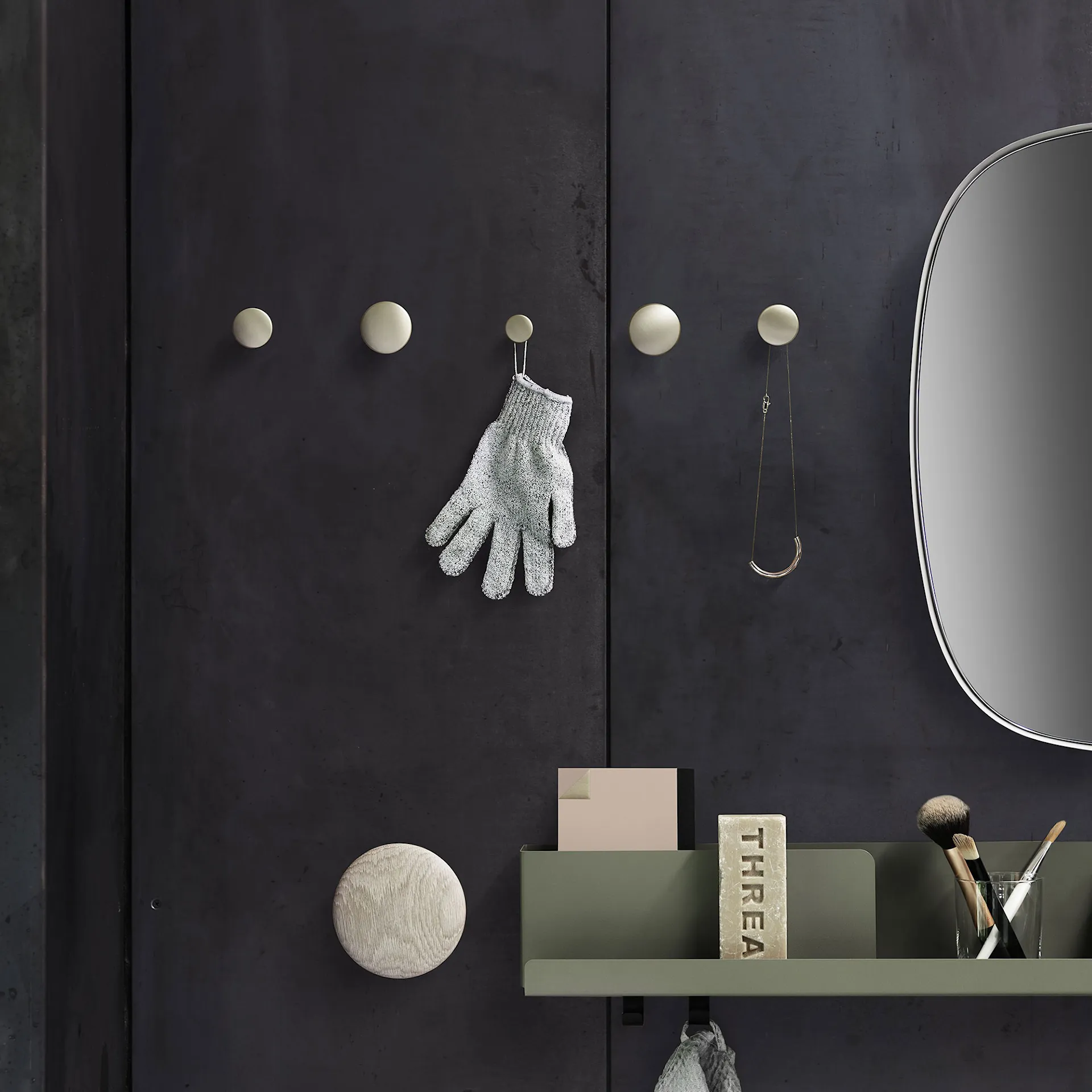 The Dots Metal Coat Hooks Set of 5 - Muuto - NO GA