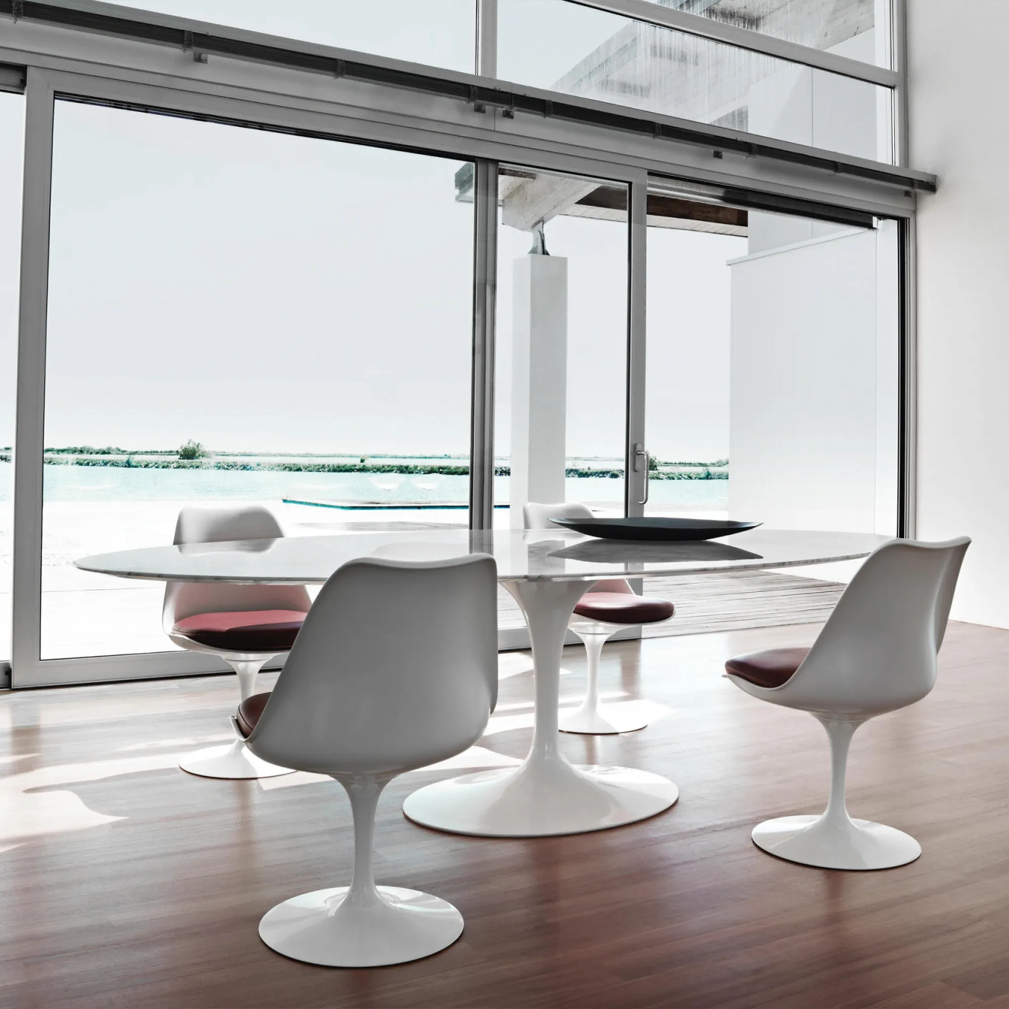 Saarinen Oval Dining Table 198 cm White - 6