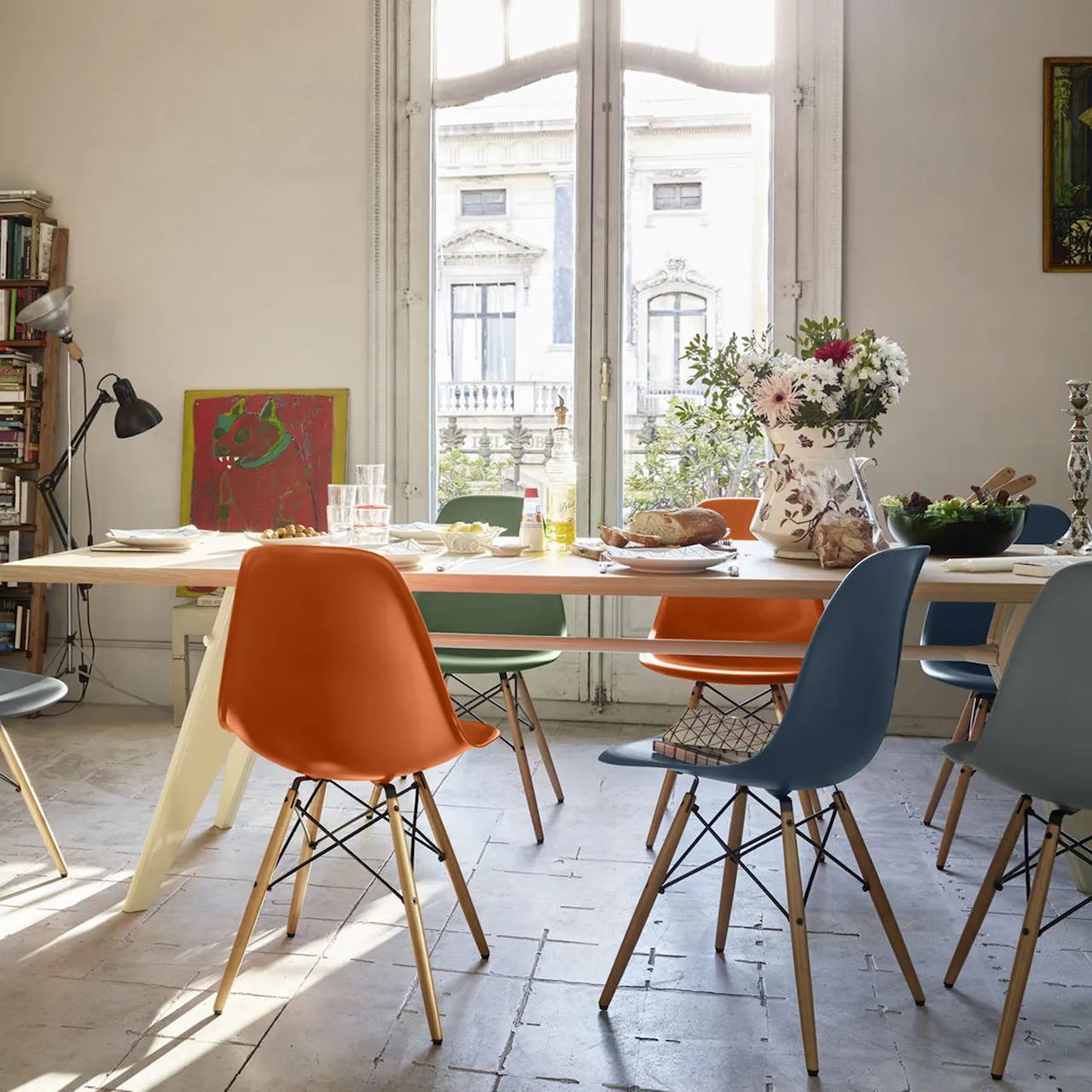Eames RE Plastic Chair DSW stol Dark Maple