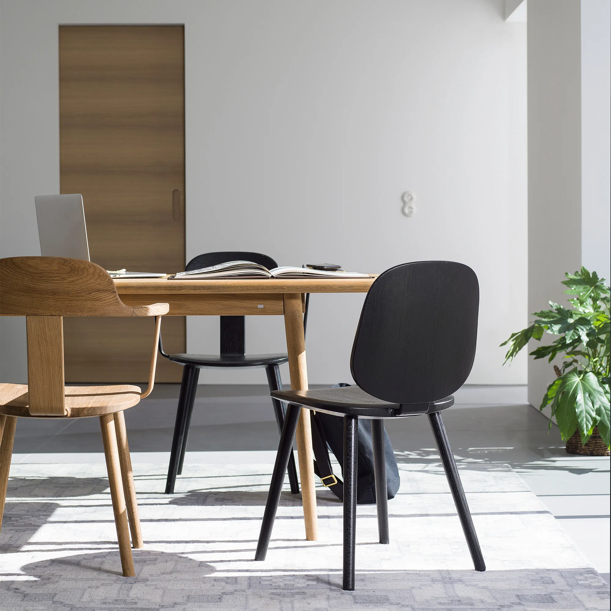 Miss Holly Oak Dining Table - 4